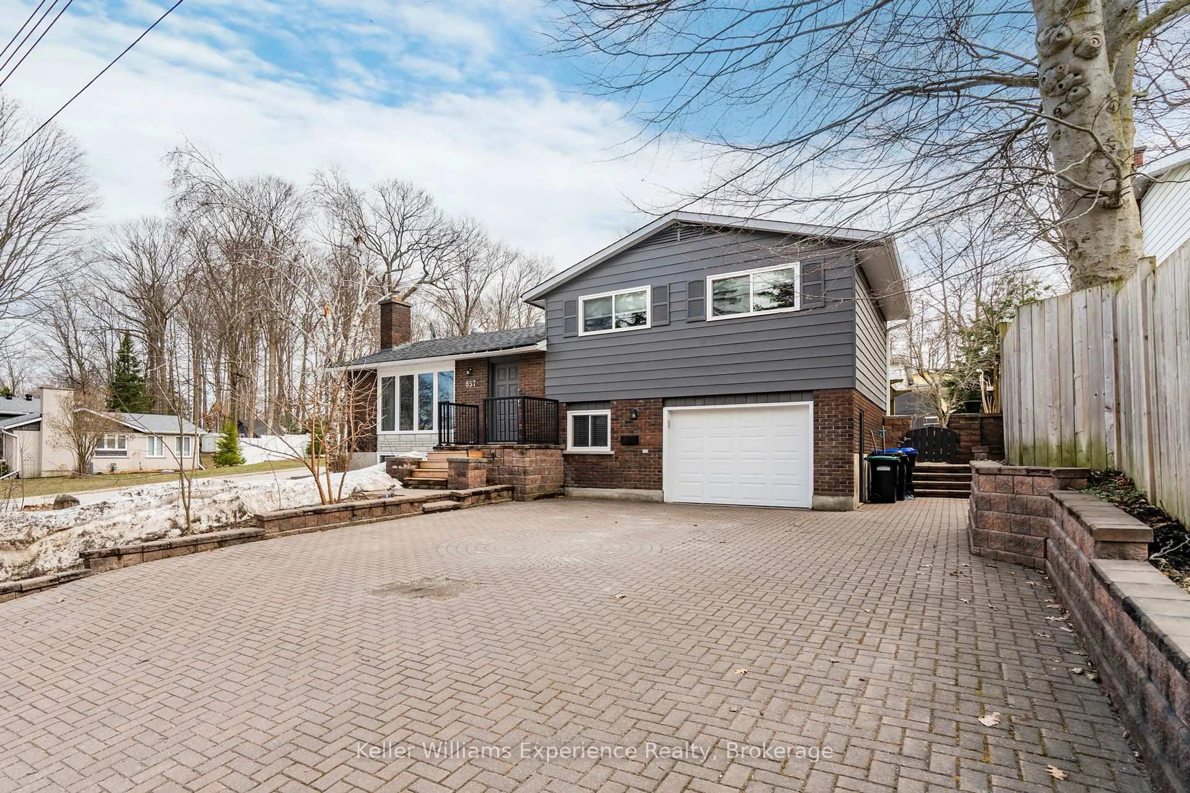 Home with brick exterior material, street for 857 Victoria St, Midland Ontario L4R 1B7