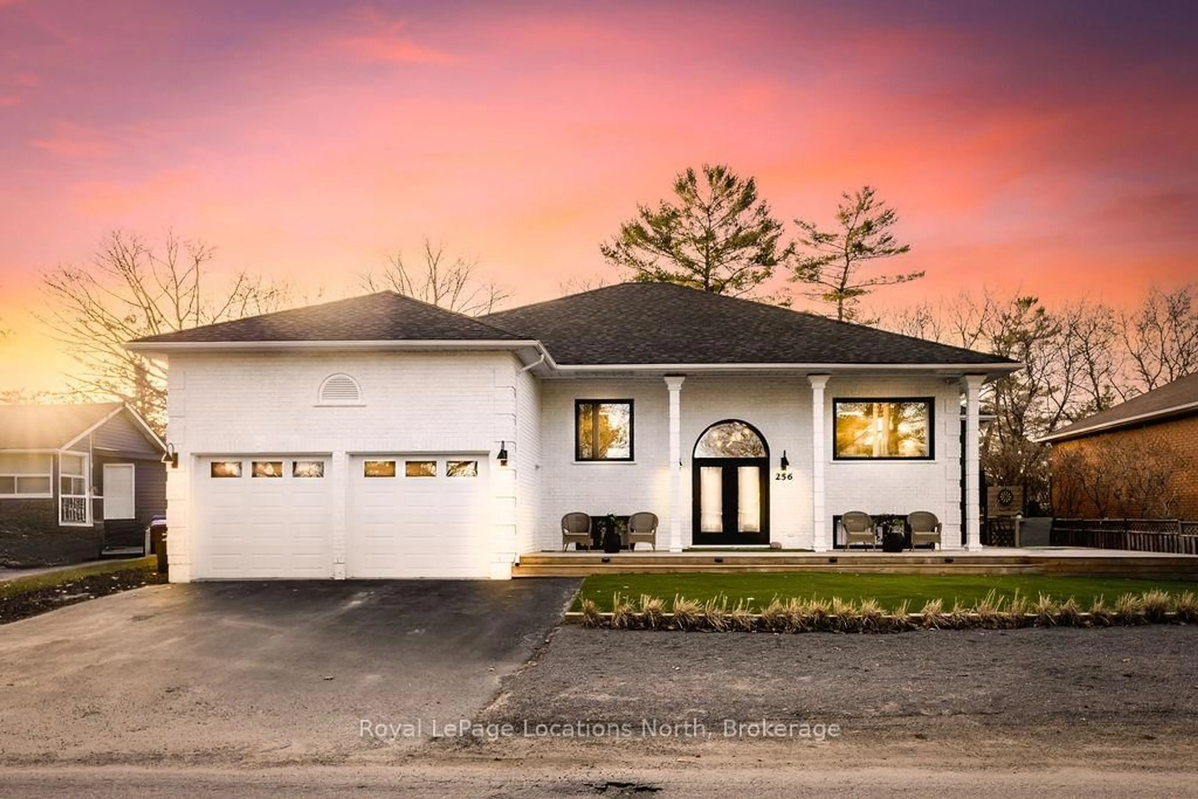 Home with brick exterior material, street for 256 OLD MOSLEY St, Wasaga Beach Ontario L9Z 2J2