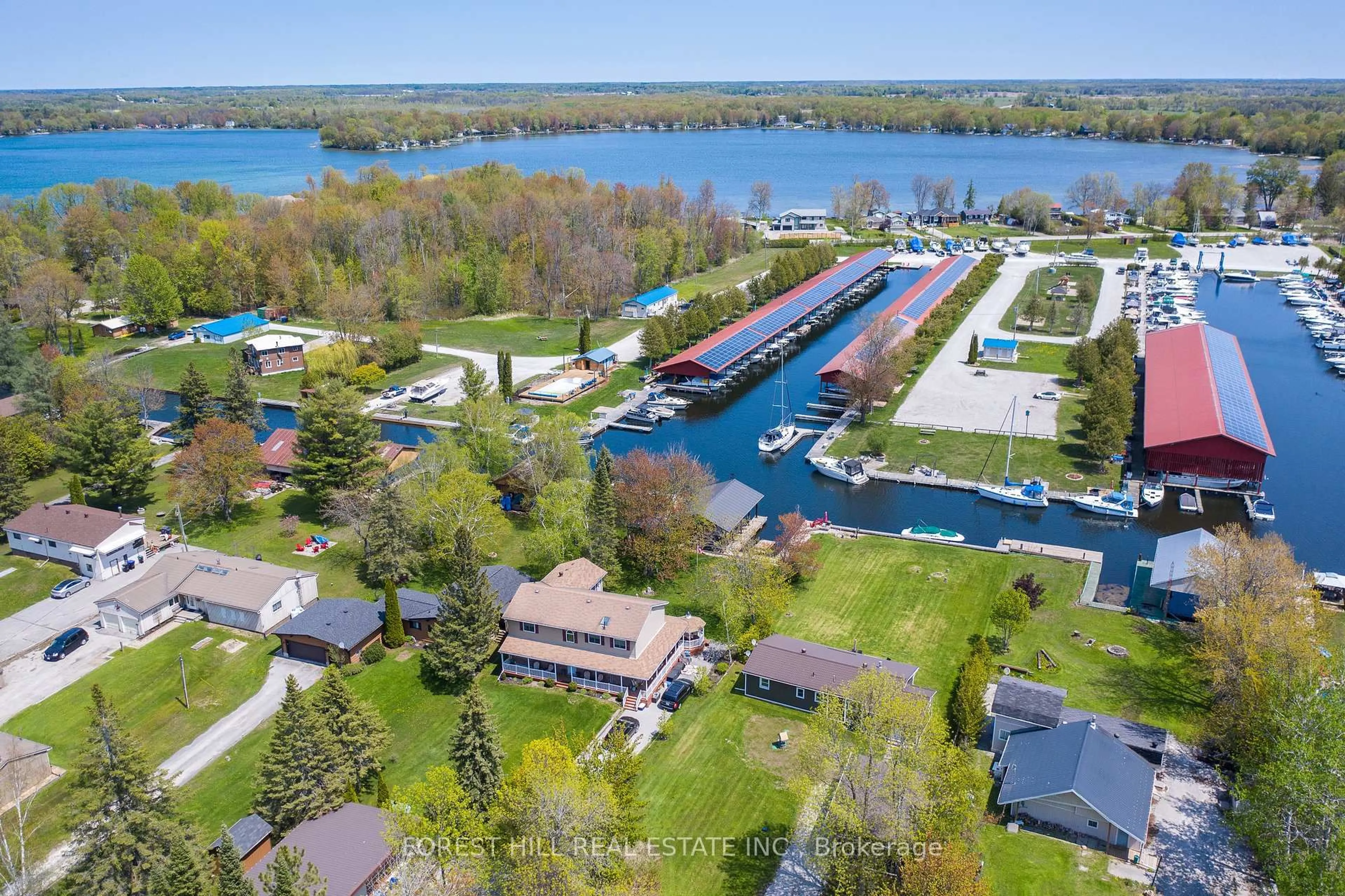 A pic from outside/outdoor area/front of a property/back of a property/a pic from drone, water/lake/river/ocean view for 4099 Glen Cedar Dr, Ramara Ontario L3V 6H7