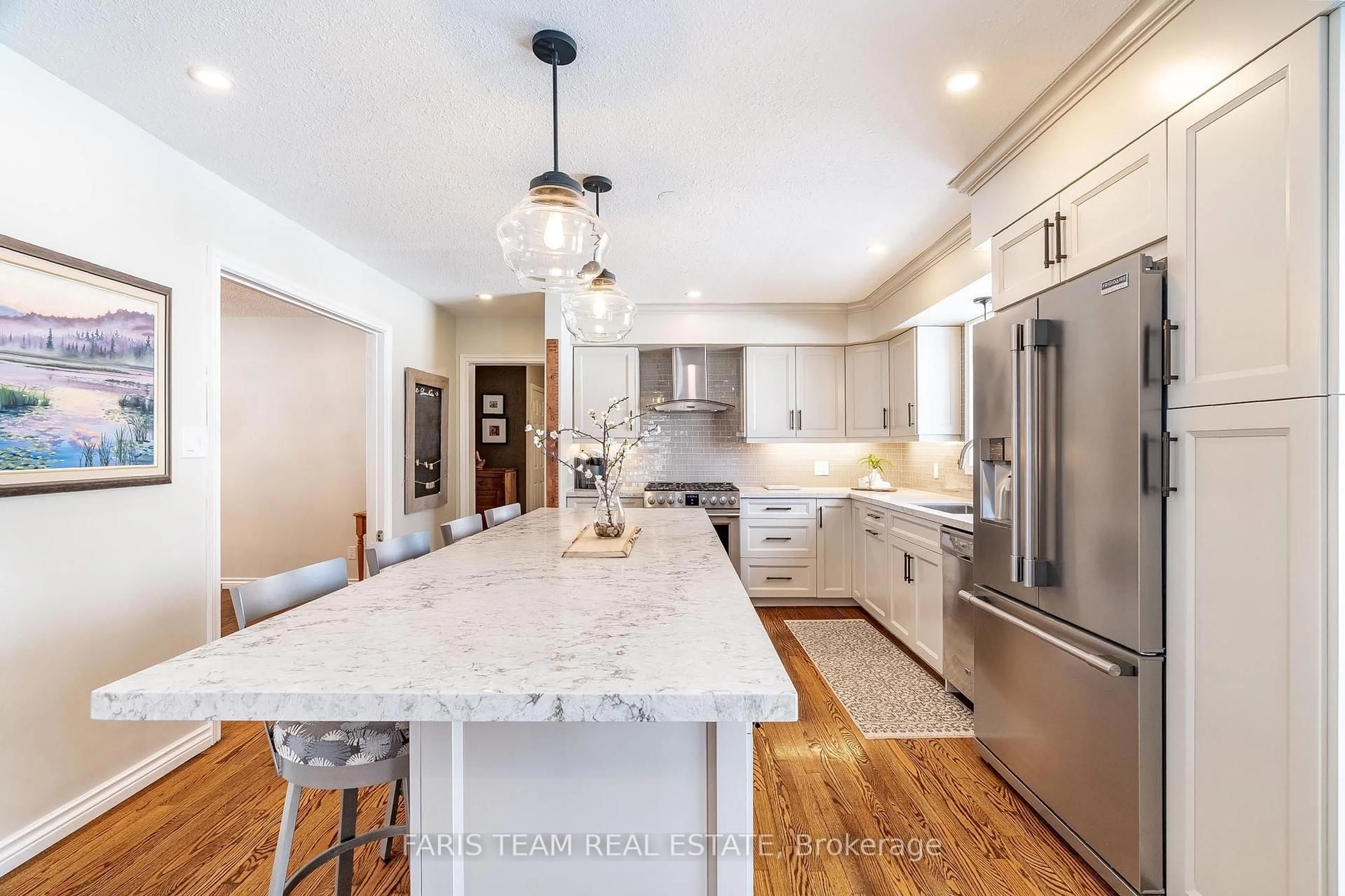 Contemporary kitchen, ceramic/tile floor for 64 Goldfinch Cres, Tiny Ontario L0L 2J0