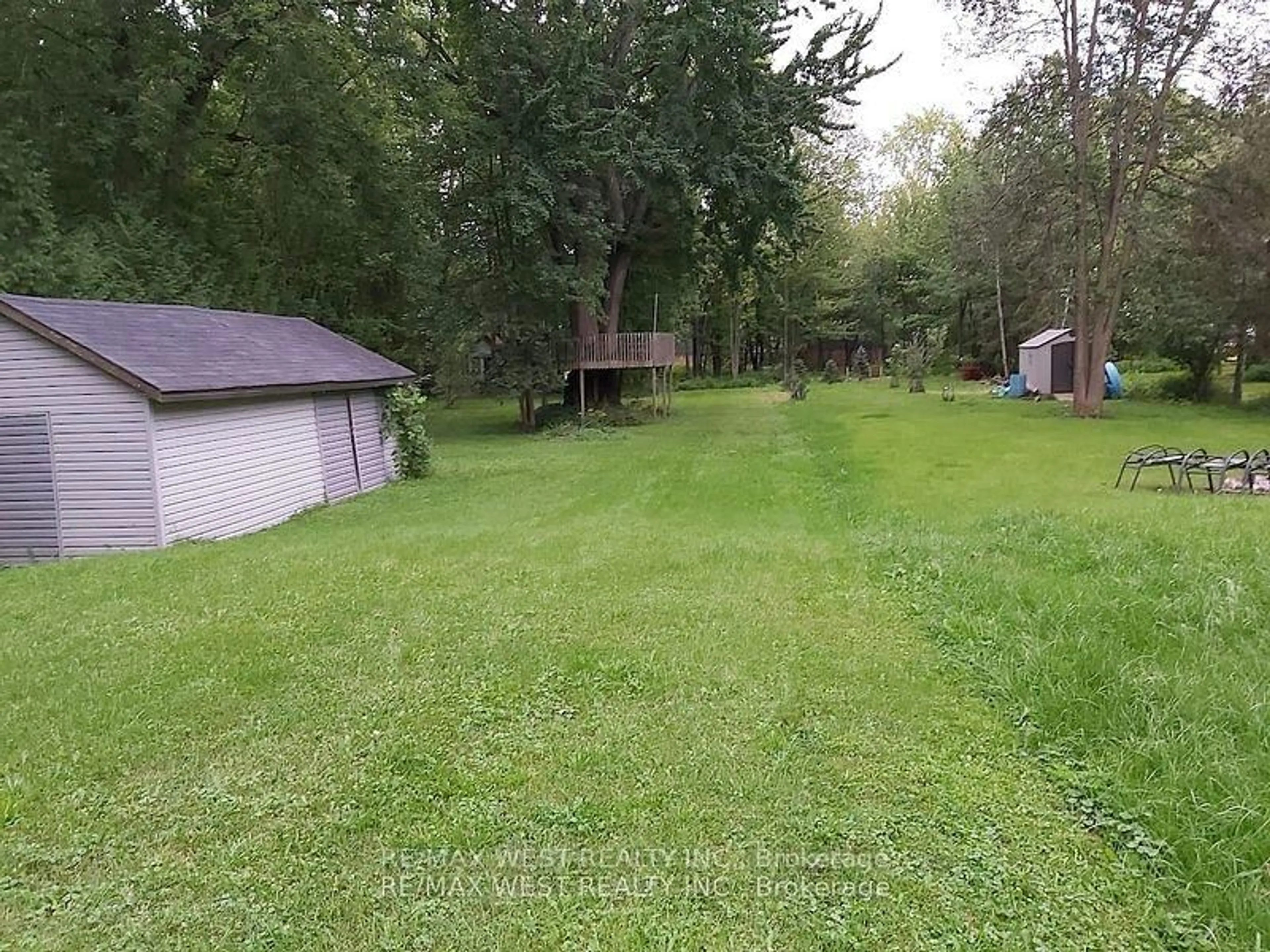 A pic from outside/outdoor area/front of a property/back of a property/a pic from drone, forest/trees view for 2763 Maple Tr, Ramara Ontario L0K 1B0