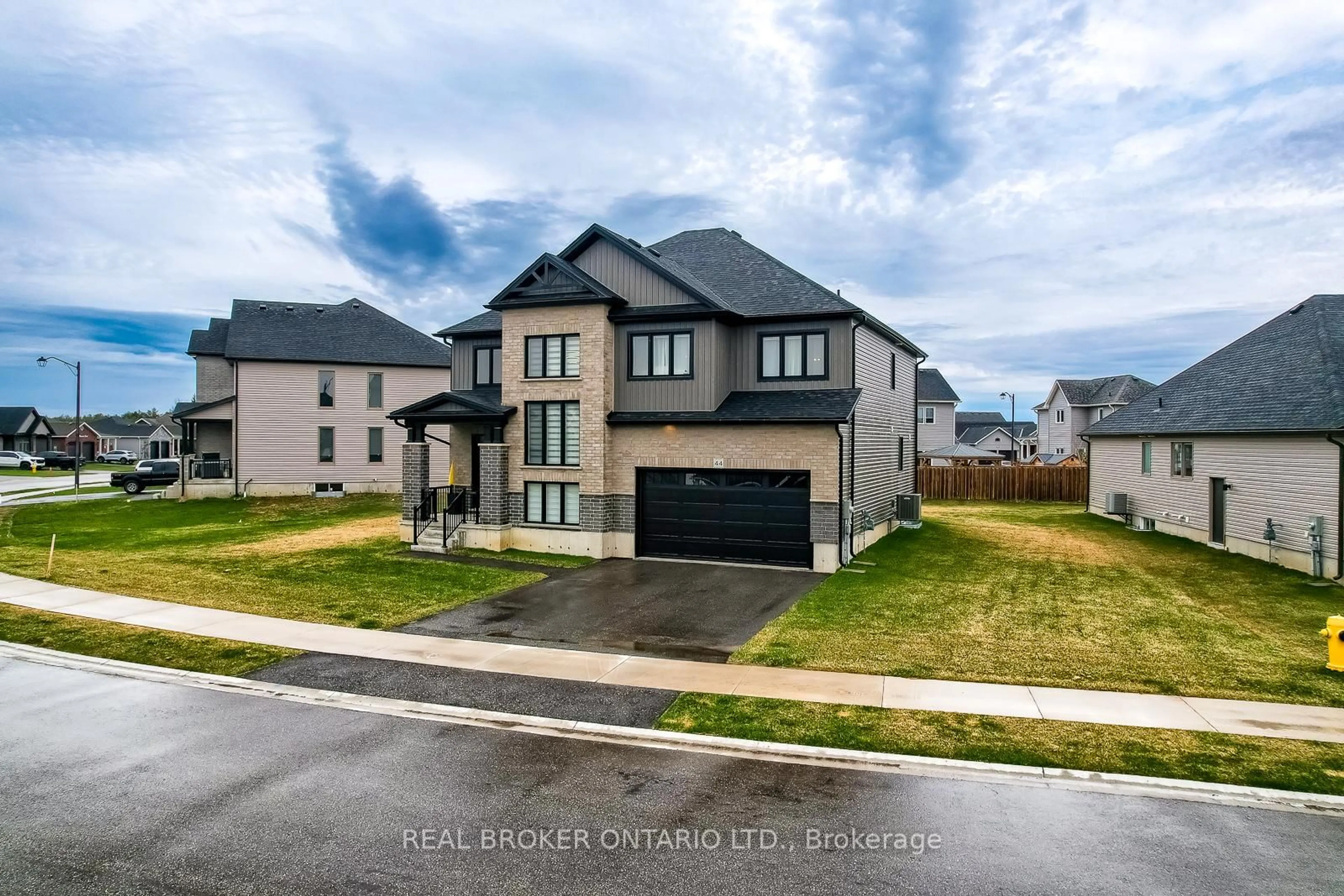 A pic from outside/outdoor area/front of a property/back of a property/a pic from drone, street for 44 Allenwood Rd, Springwater Ontario L0L 1P0