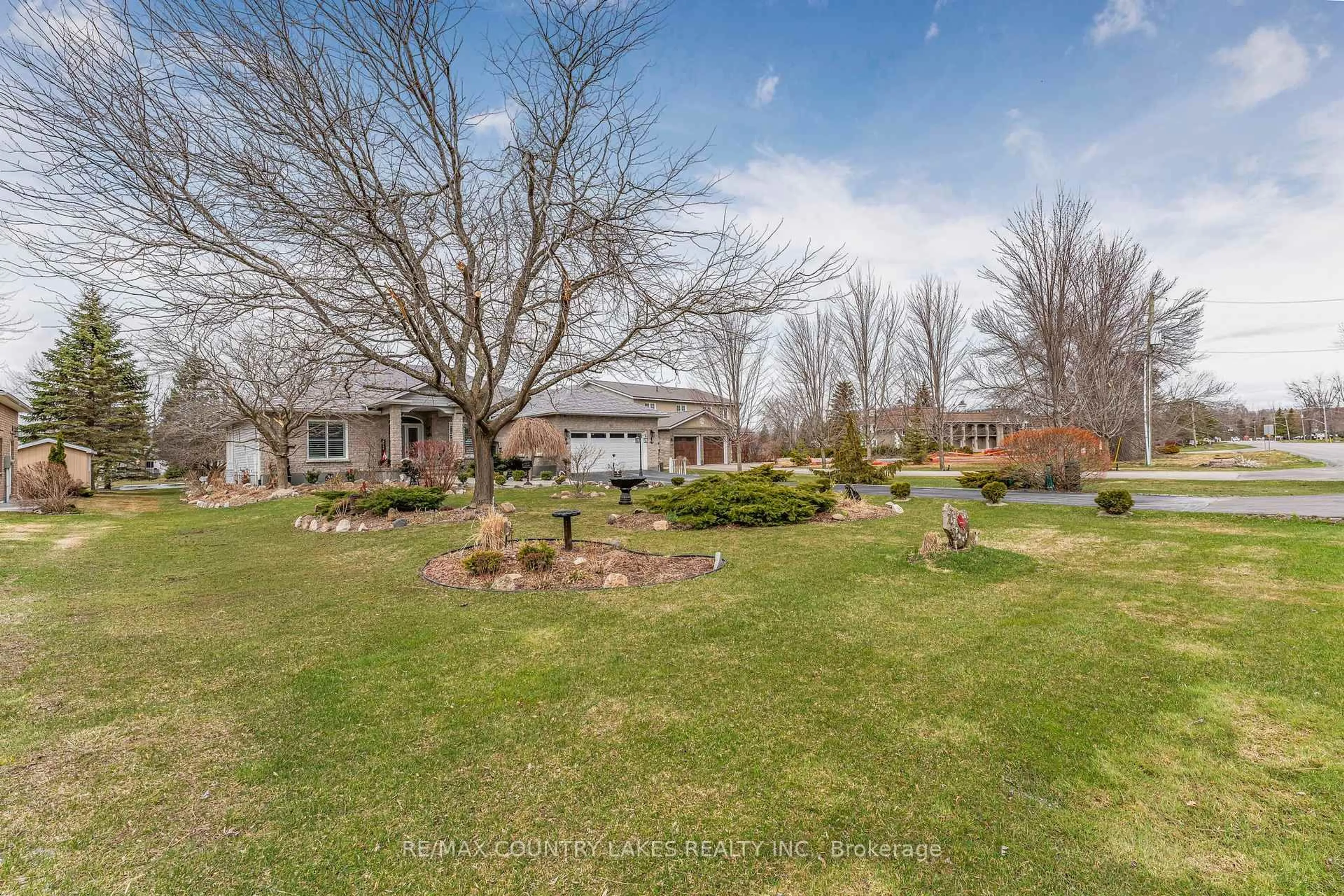 A pic from outside/outdoor area/front of a property/back of a property/a pic from drone, unknown for 50 Laguna Pkwy, Ramara Ontario L0K 1B0