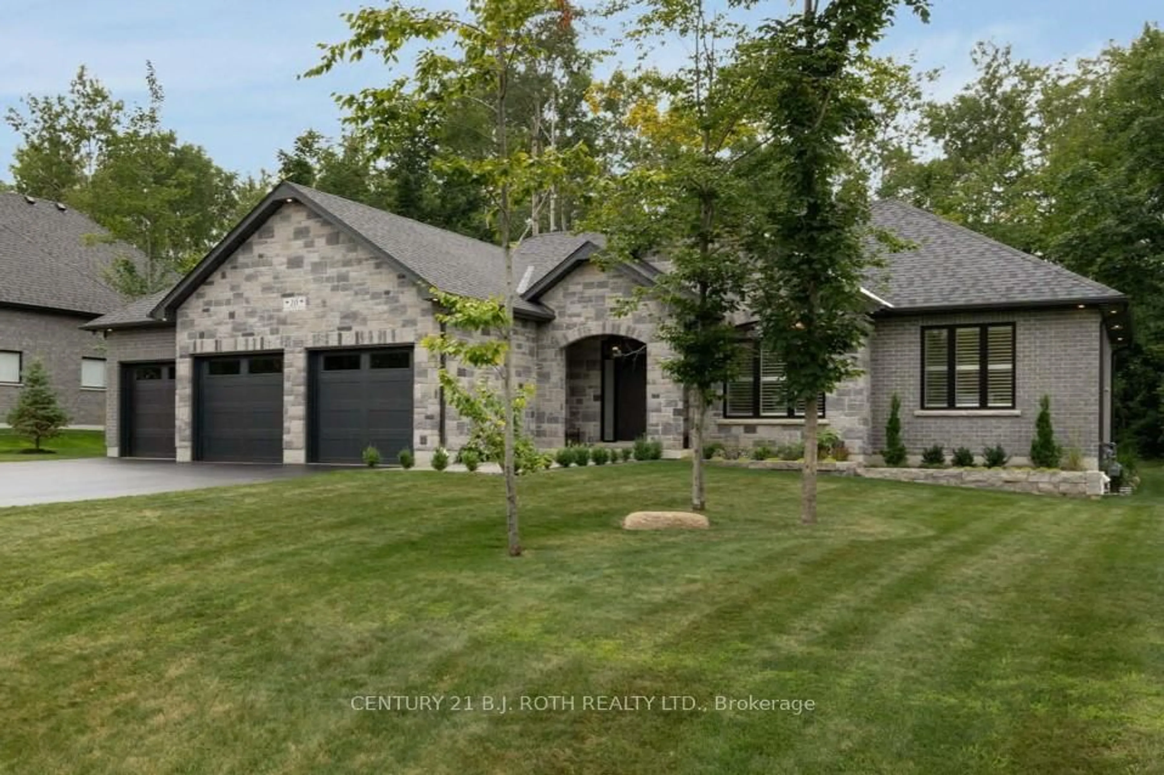 Home with brick exterior material, street for 10 Walter James Pkwy, Springwater Ontario L9X 2A6