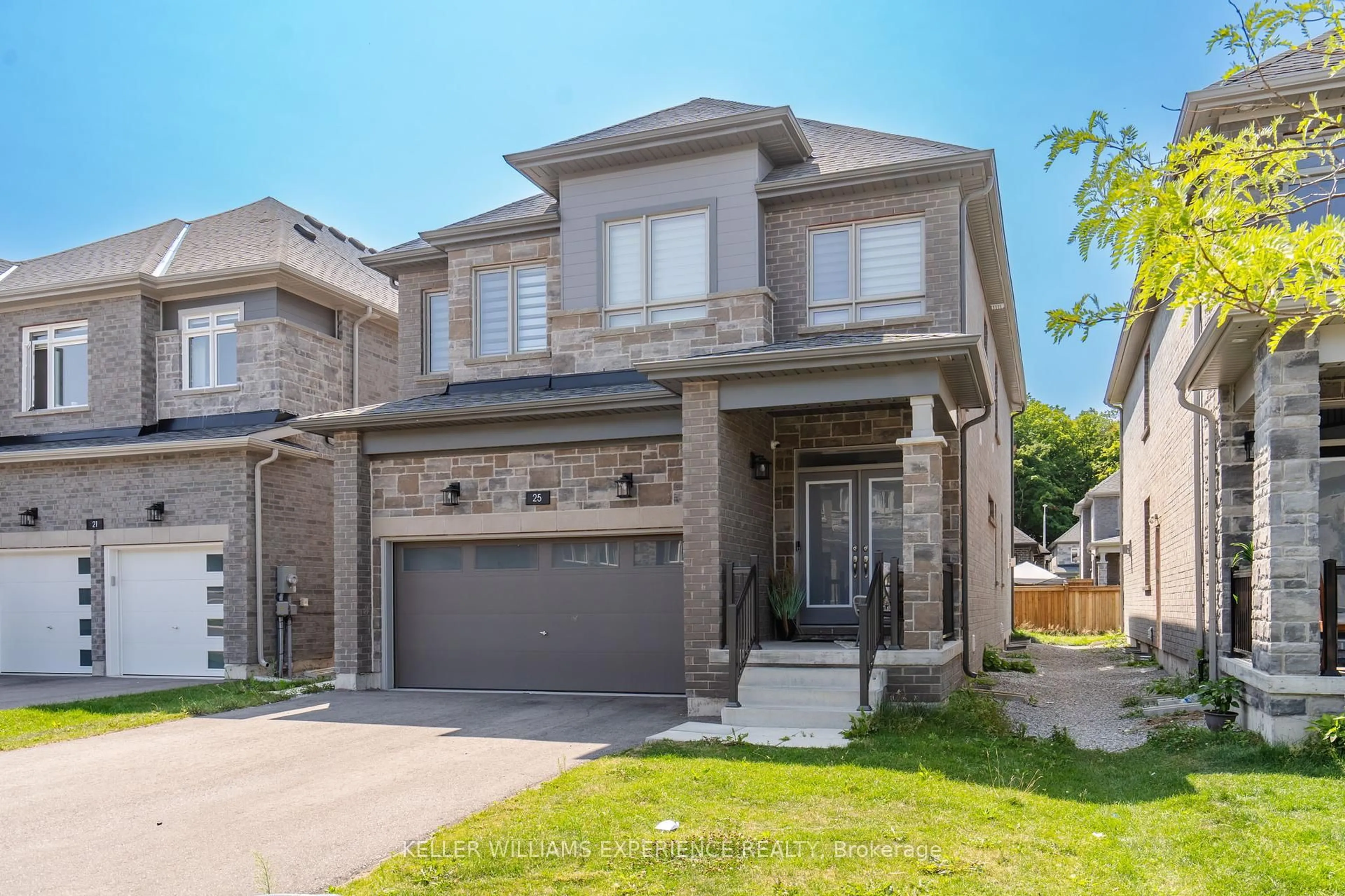 Home with brick exterior material, street for 25 Paddington Grve, Barrie Ontario L9J 0J3