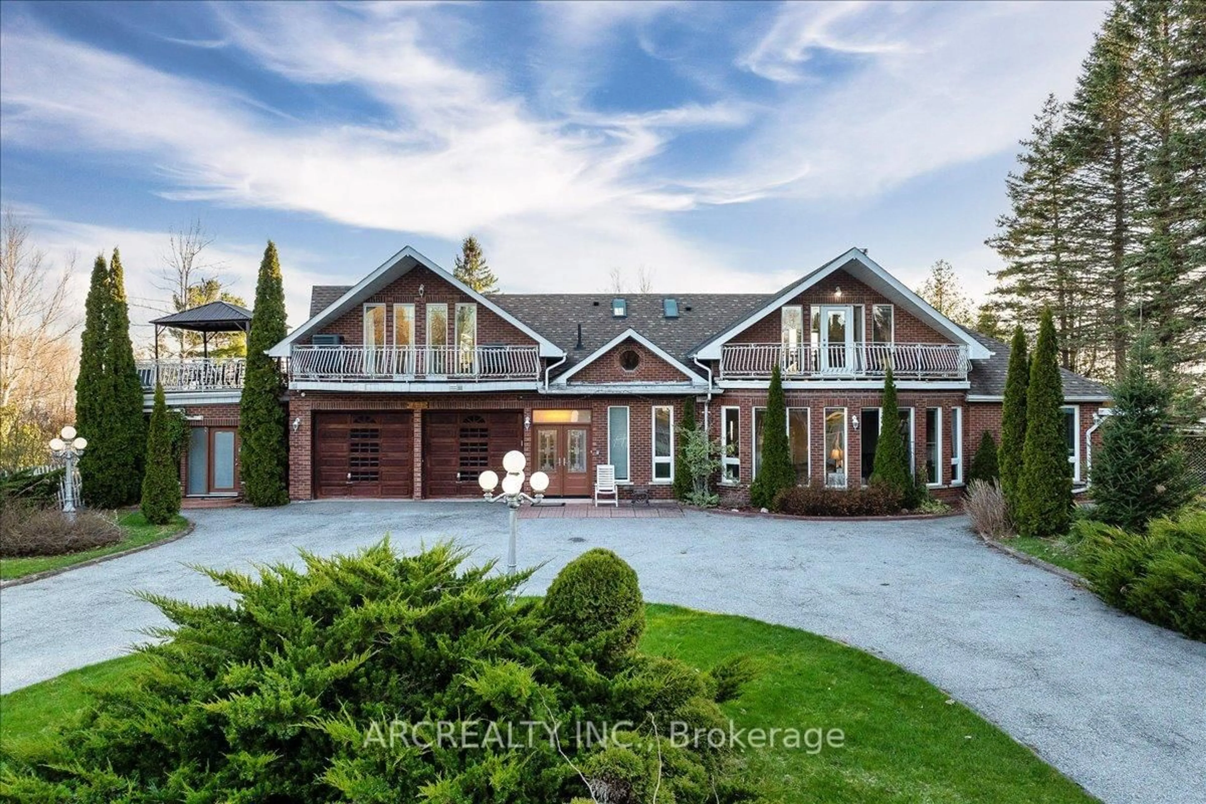 Home with brick exterior material, mountain view for 1482 Tiny Beaches Rd, Tiny Ontario L9M 0J2