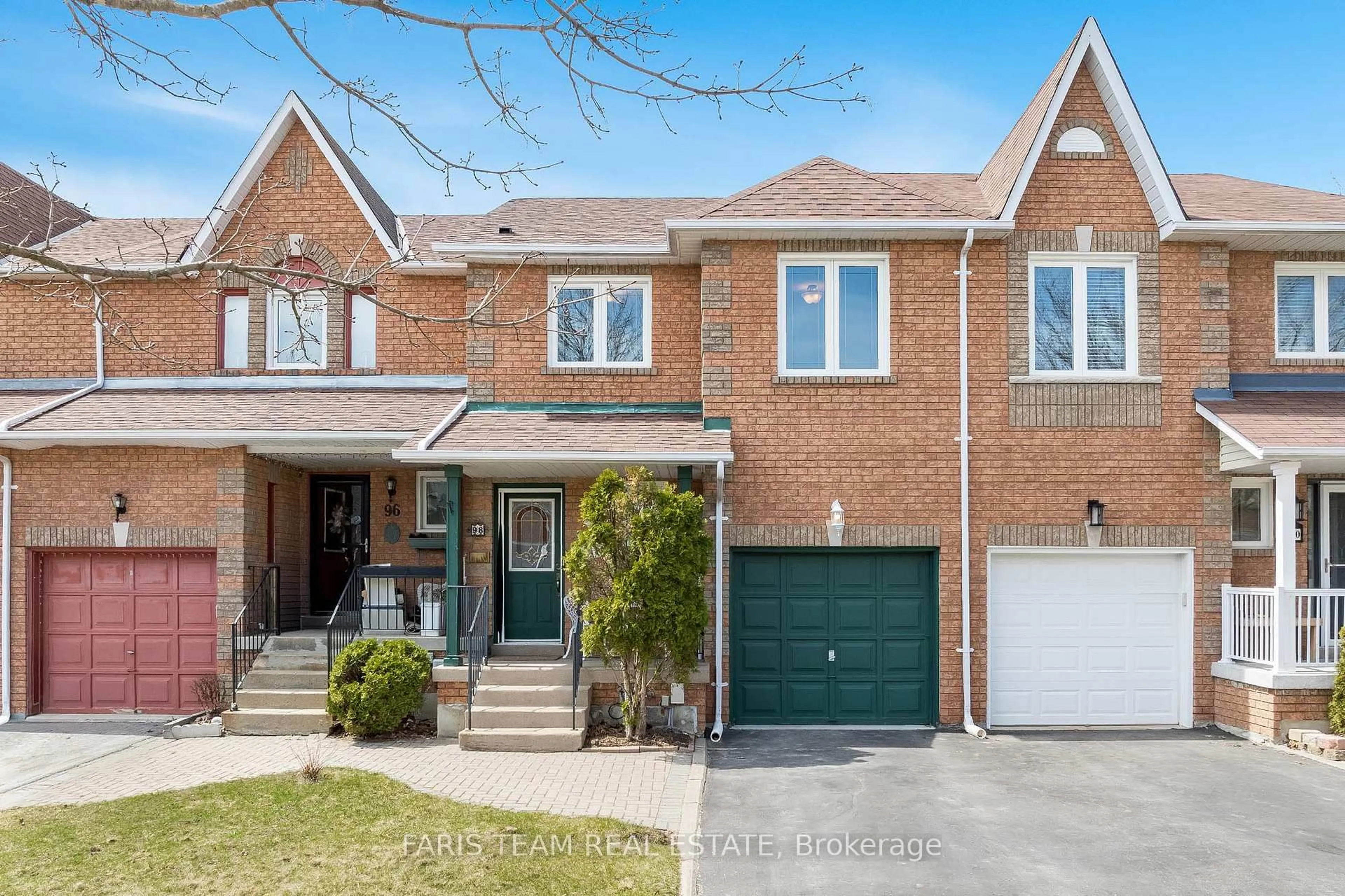 Home with brick exterior material, street for 98 Brucker Rd, Barrie Ontario L4N 8H9