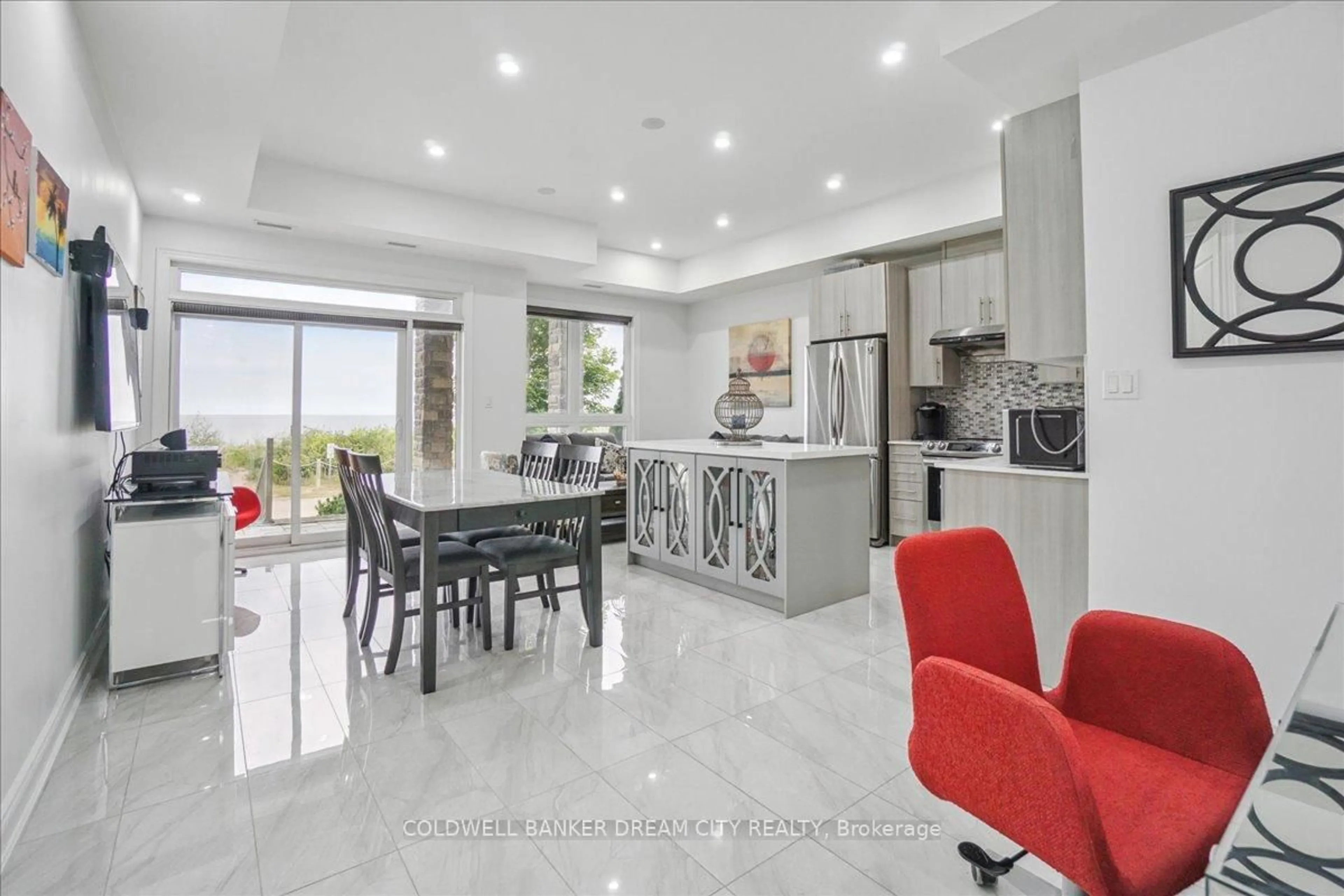 Open concept kitchen, ceramic/tile floor for 764 River Rd #111, Wasaga Beach Ontario L9Z 2M7
