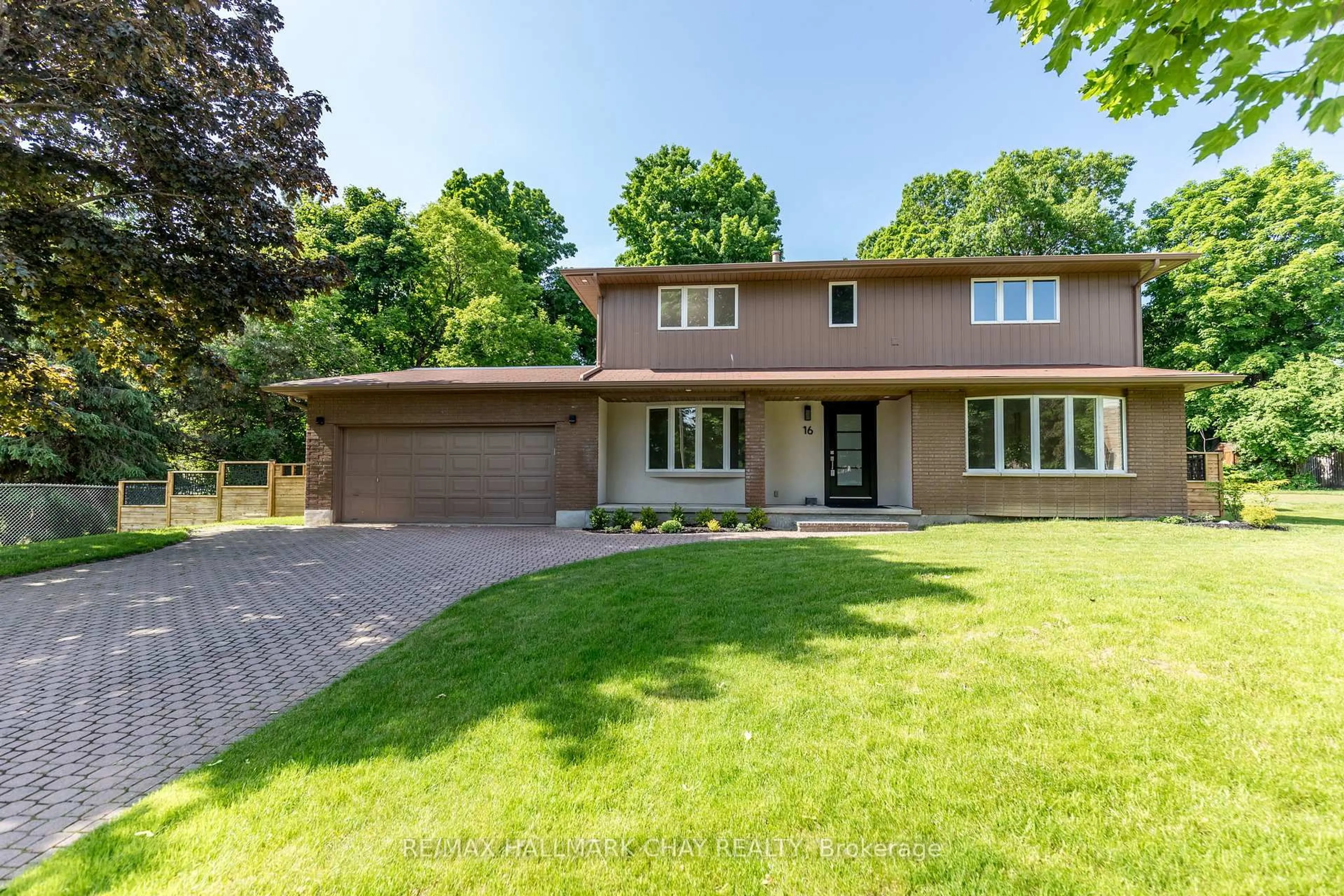Home with brick exterior material, street for 16 Garrett Cres, Barrie Ontario L4M 4R8