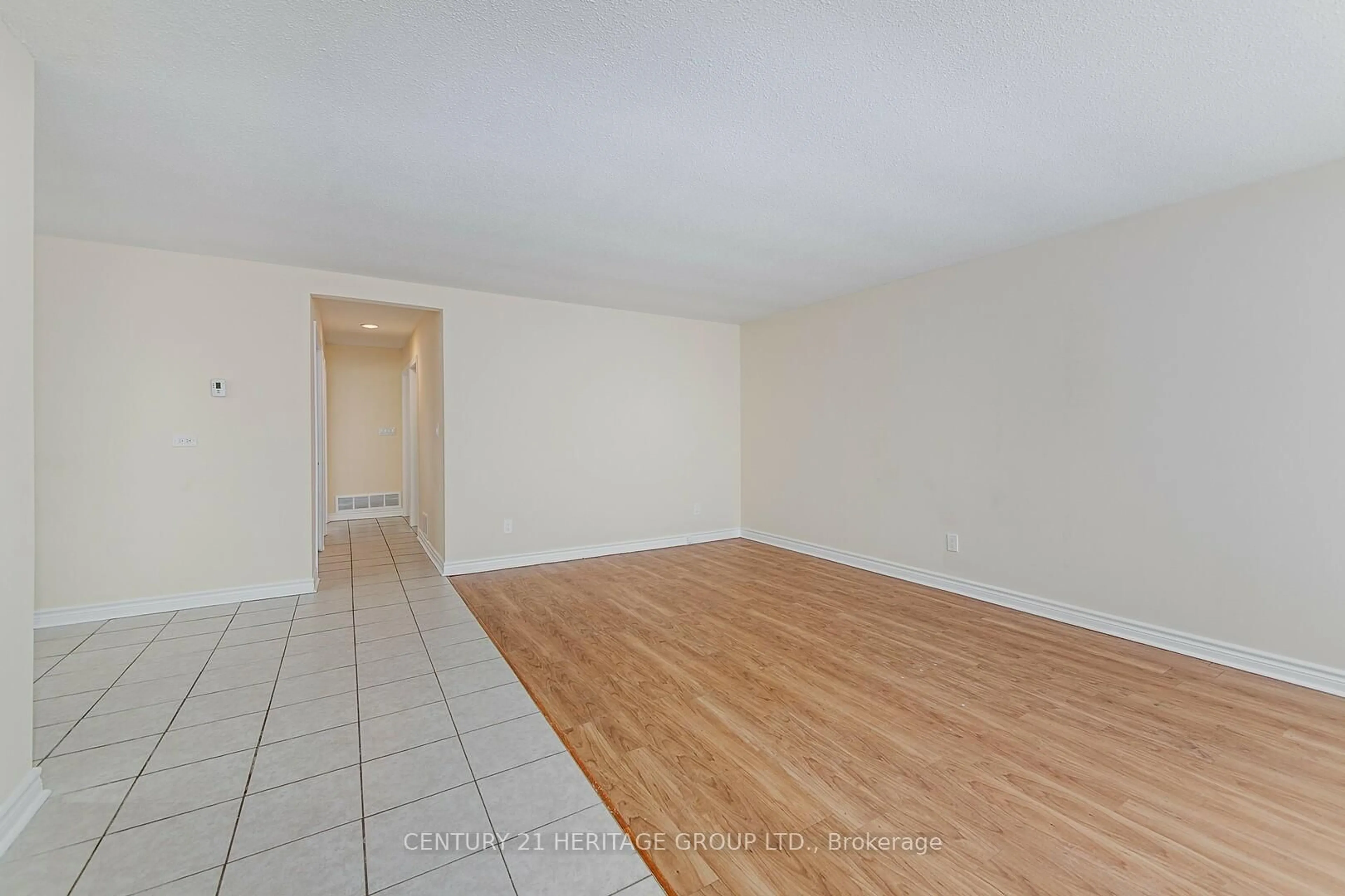 A pic of a room for 20 Frost Tr, Barrie Ontario L4N 4X1