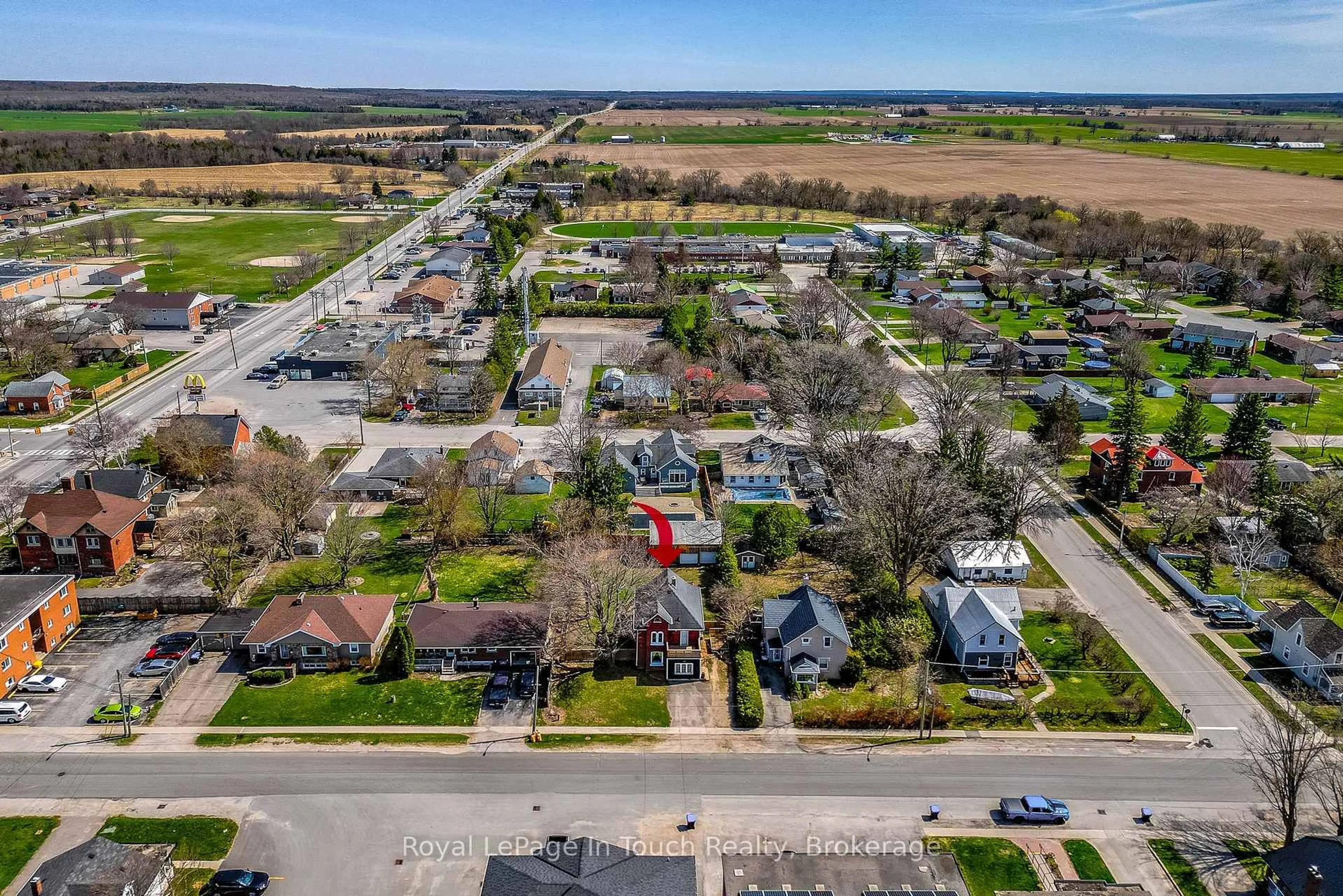 A pic from outside/outdoor area/front of a property/back of a property/a pic from drone, street for 13 Stone St, Springwater Ontario L0L 1P0