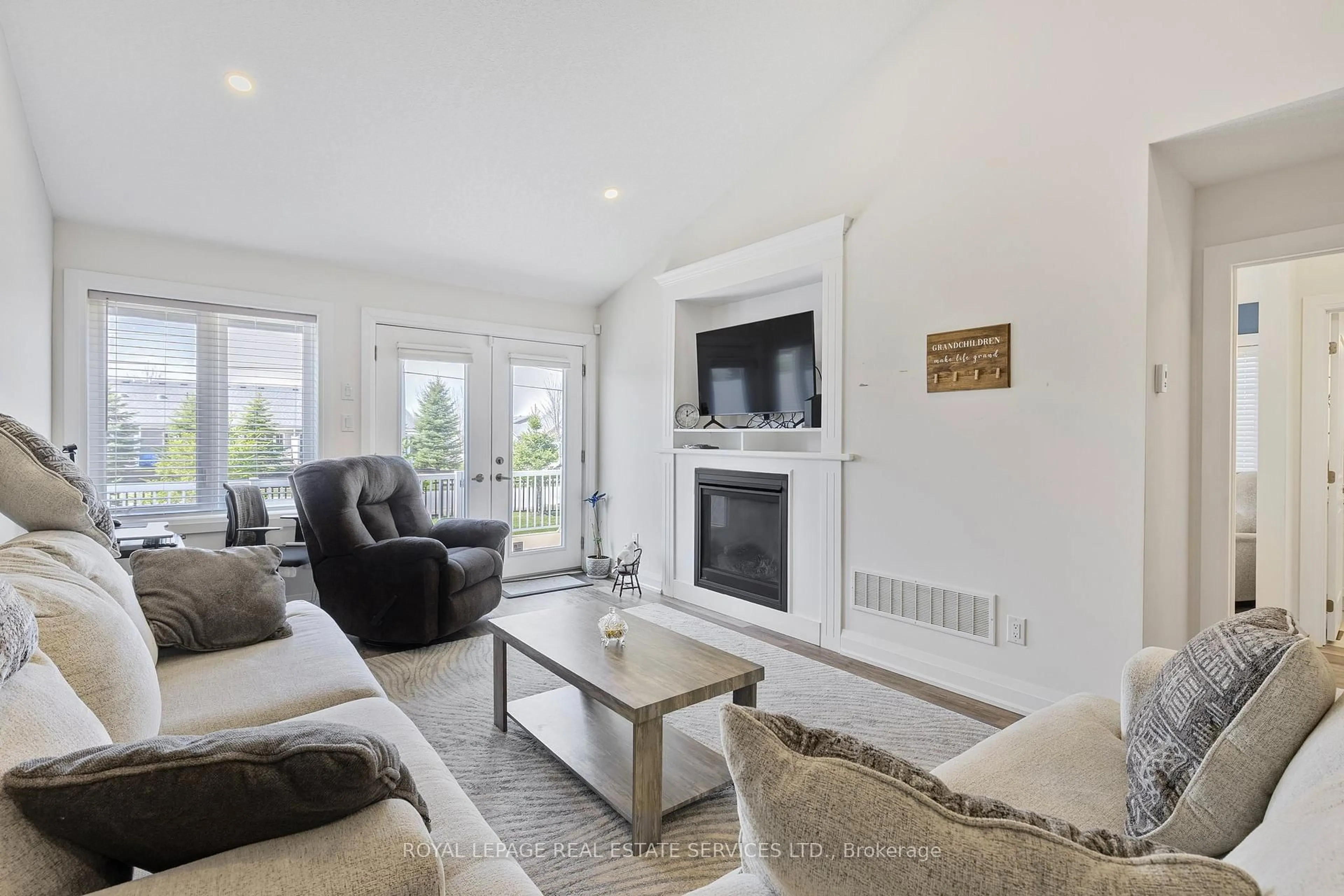 Living room with furniture, unknown for 2 Ivy Cres, Wasaga Beach Ontario L9Z 0H8