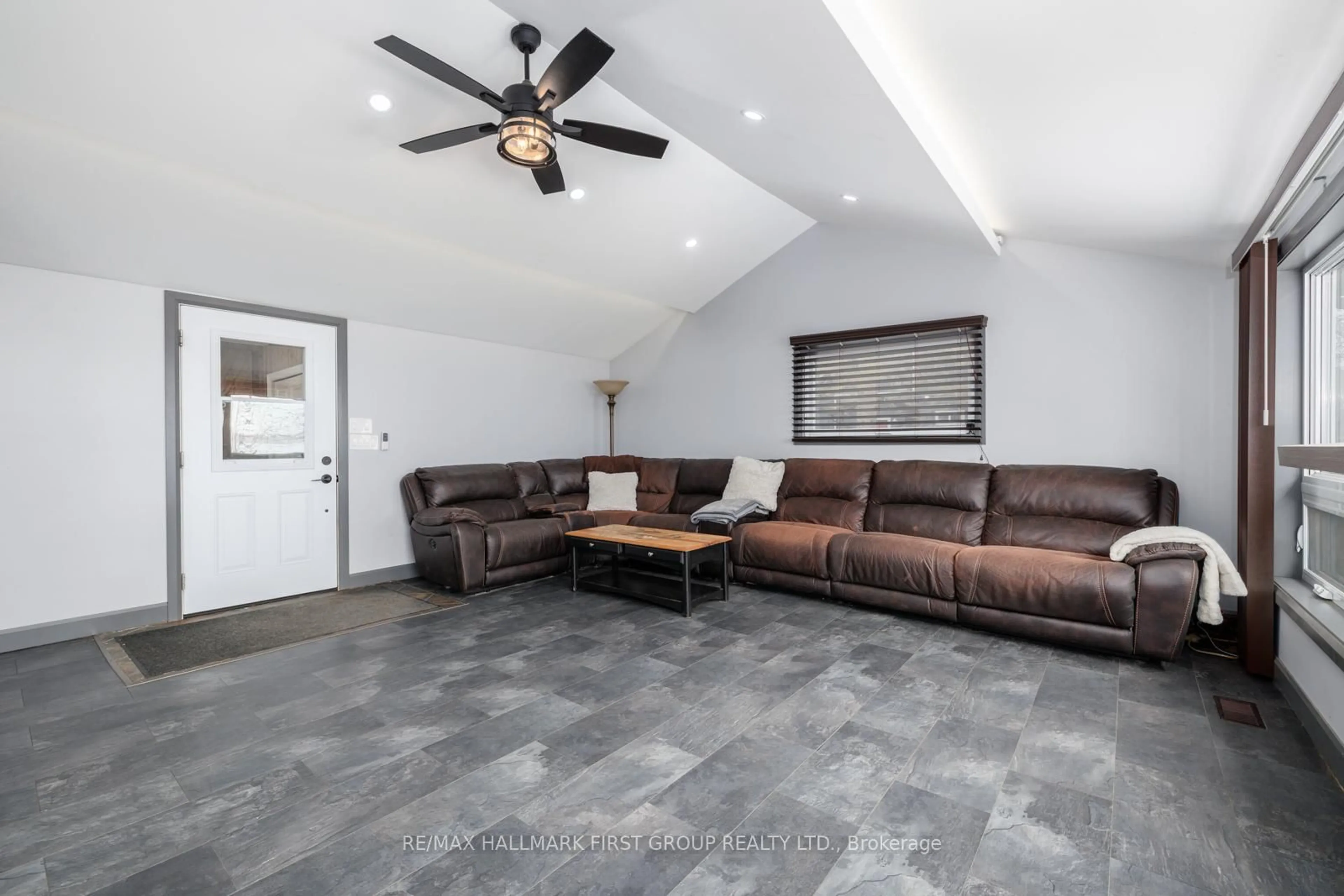 Living room with furniture, unknown for 6386 Bluebird St, Ramara Ontario L3V 6H6