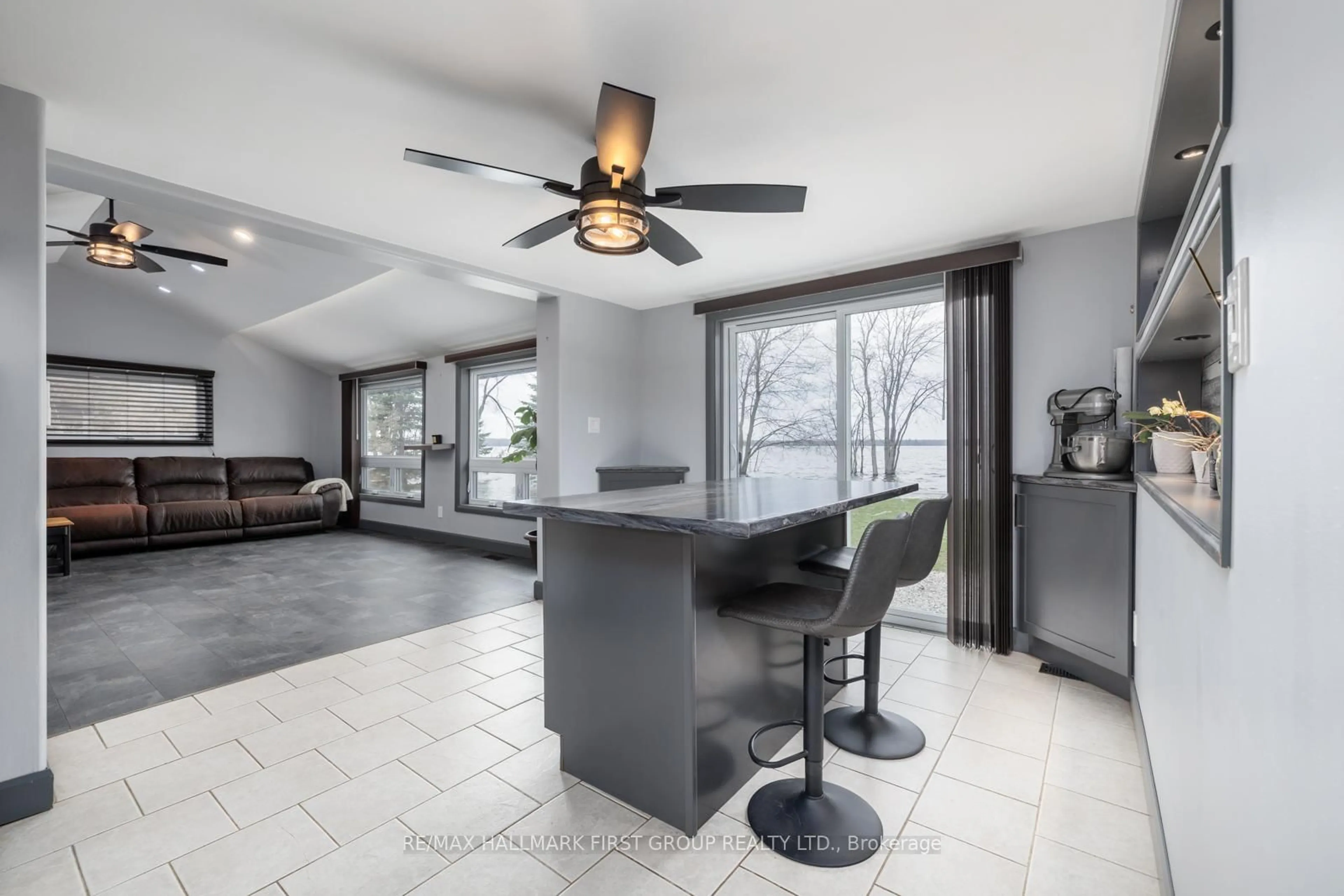 Open concept kitchen, ceramic/tile floor for 6386 Bluebird St, Ramara Ontario L3V 6H6