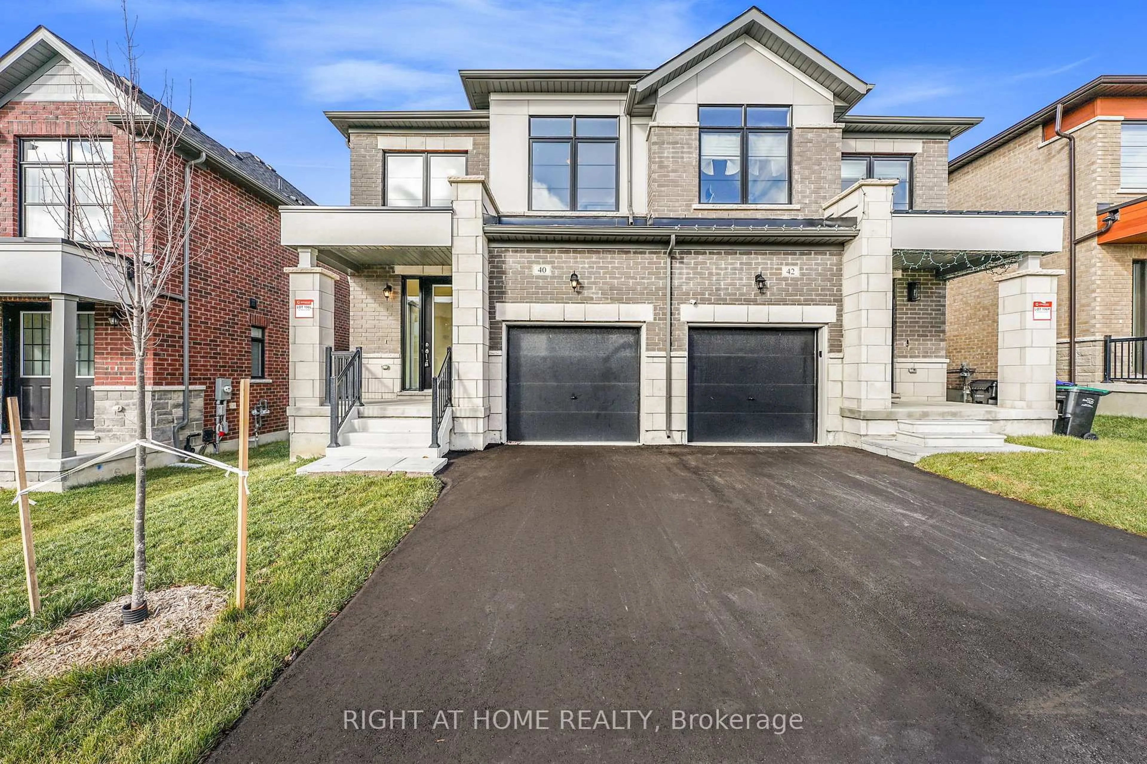 Home with brick exterior material, street for 40 Daisy St, Springwater Ontario L9X 2E2