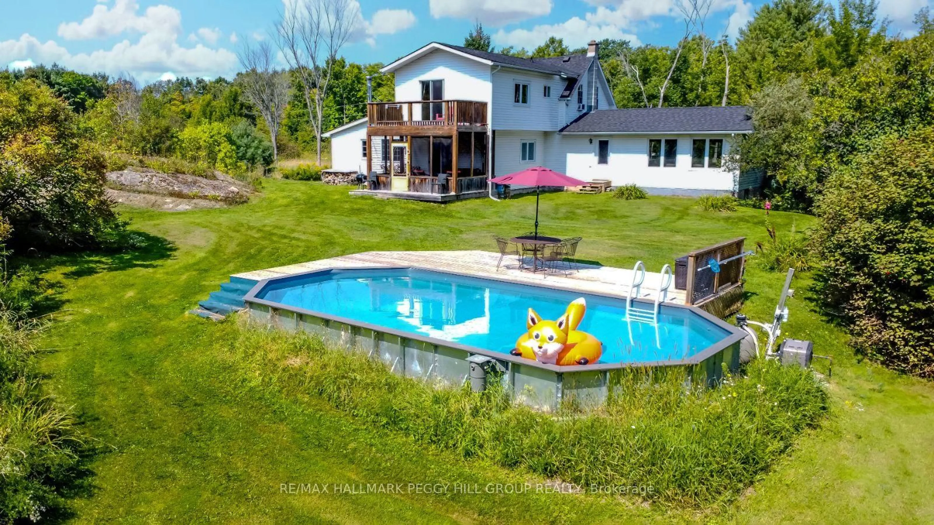 Pool for 2161 Coopers Falls Rd, Severn Ontario L0K 2B0