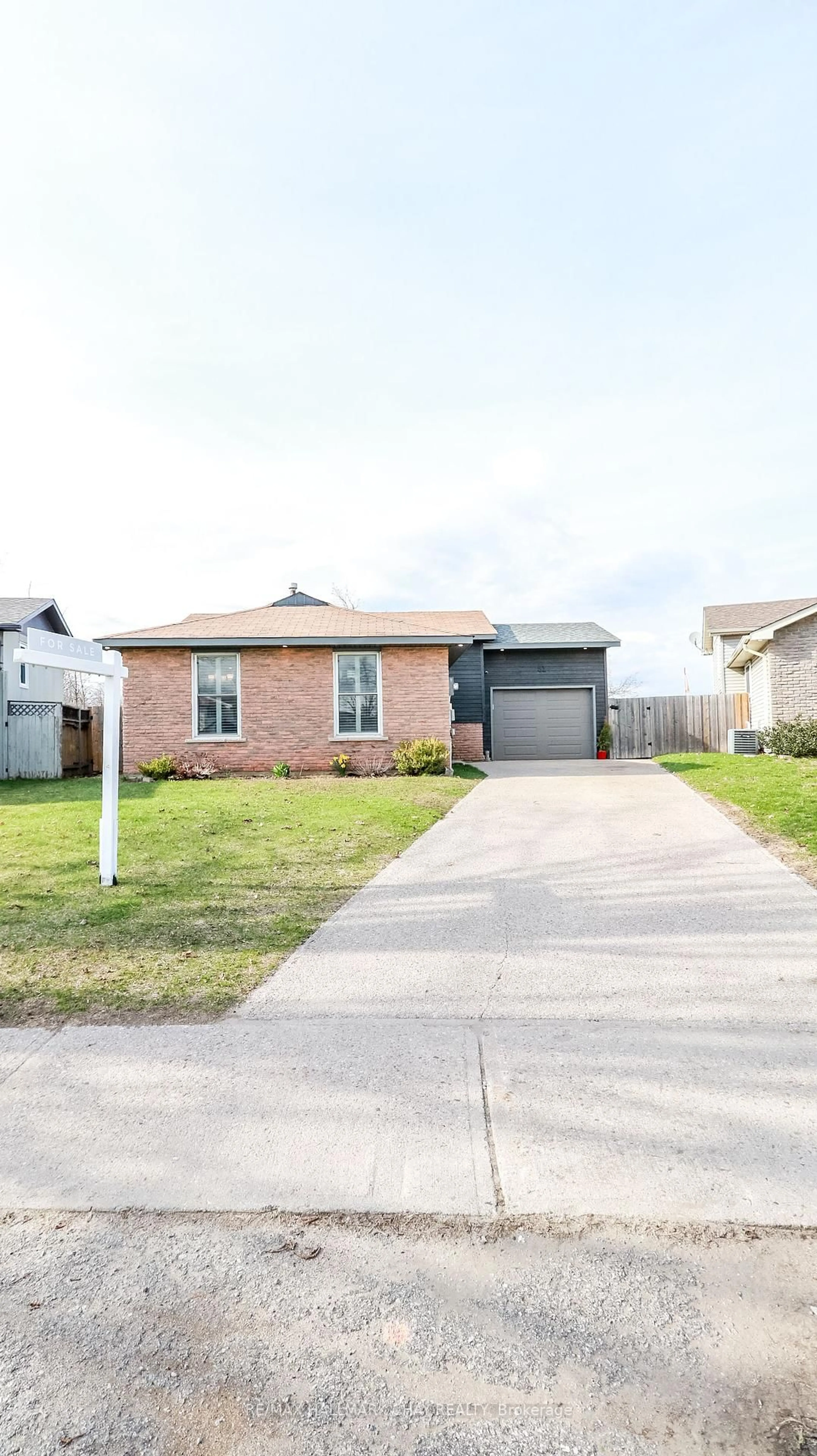 Home with brick exterior material, street for 51 Christie Cres, Barrie Ontario L4N 4V2