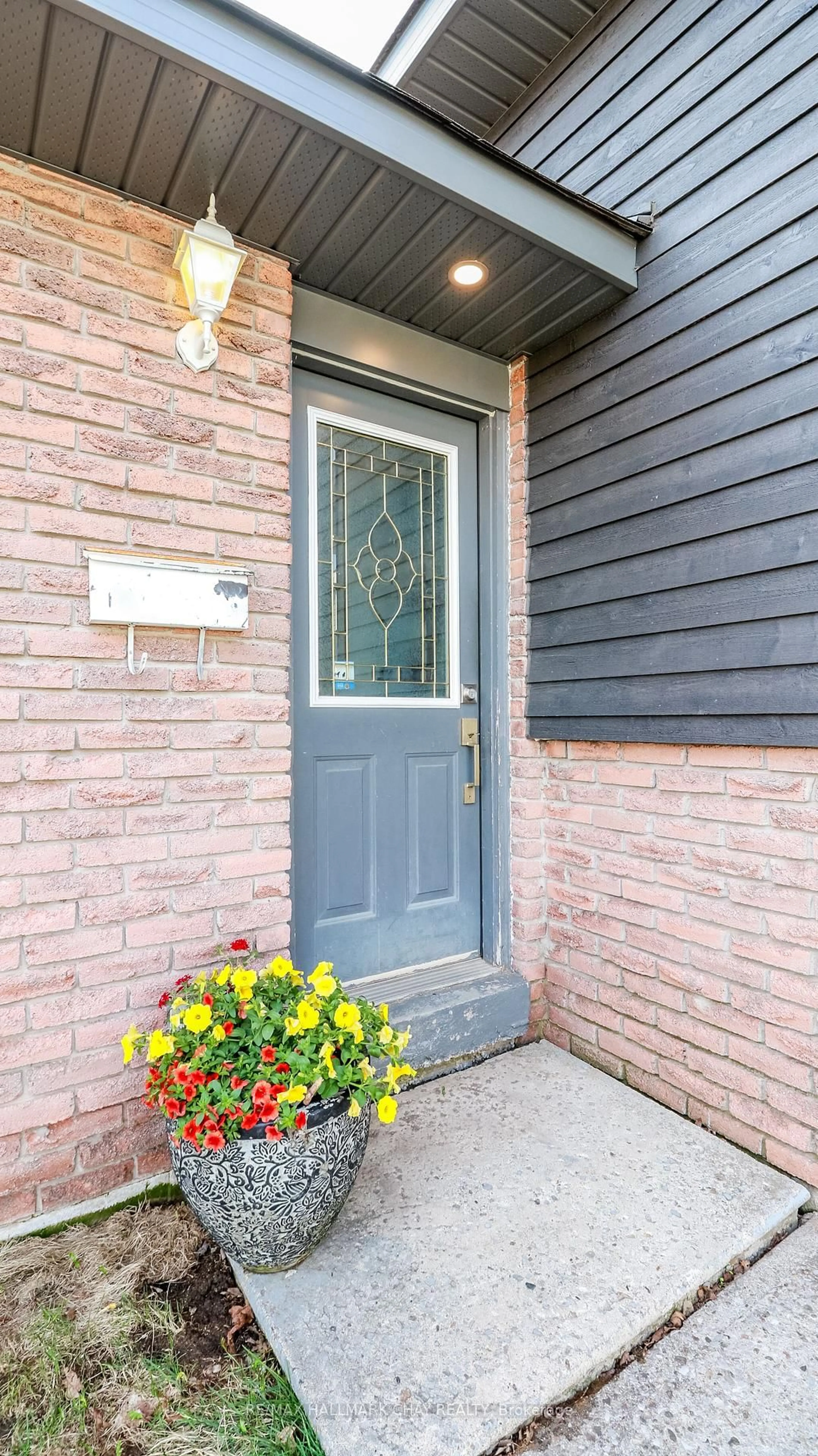 Home with brick exterior material, street for 51 Christie Cres, Barrie Ontario L4N 4V2