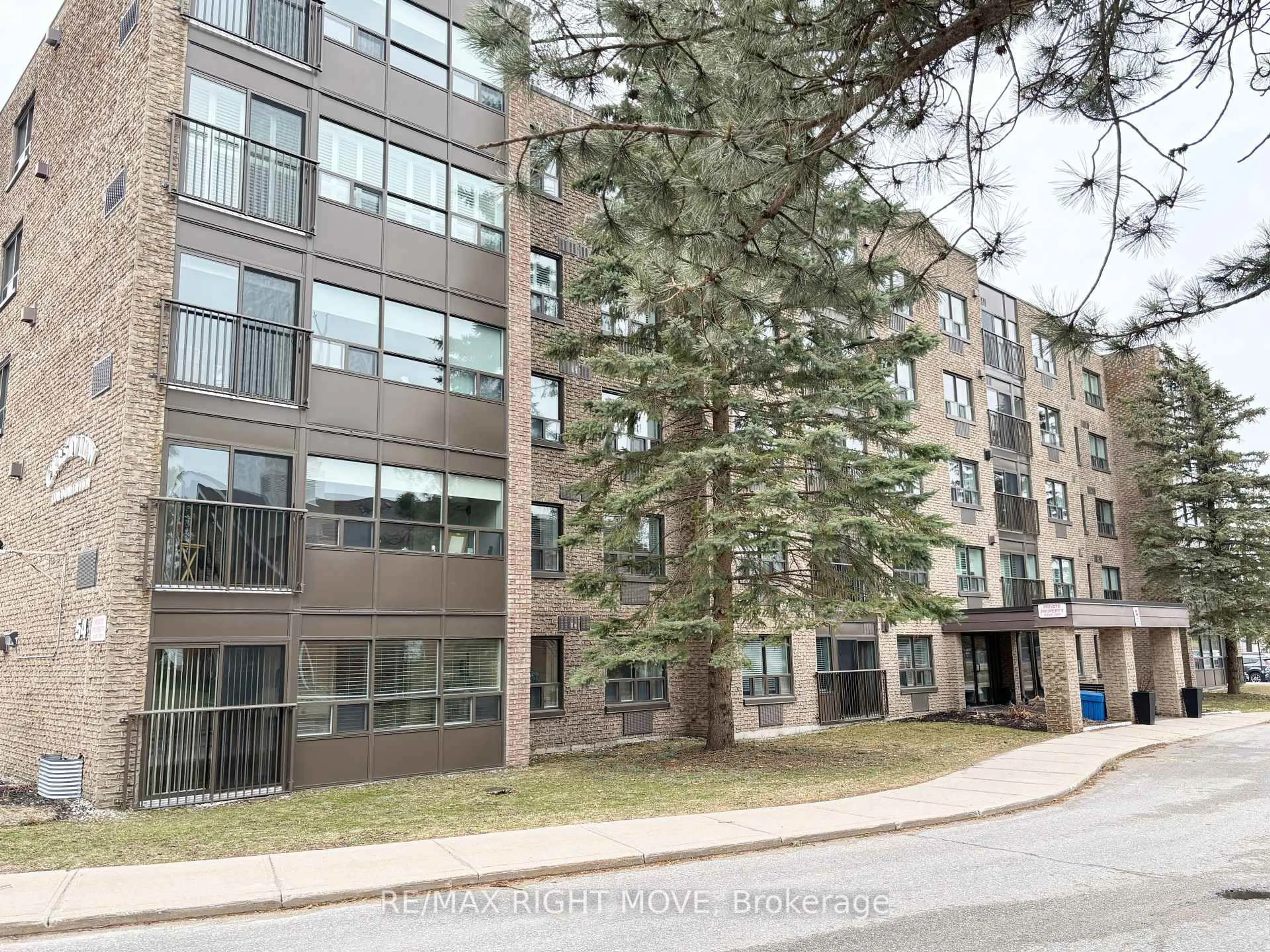 Unknown for 54 Fittons Rd #103, Orillia Ontario L3V 3T9