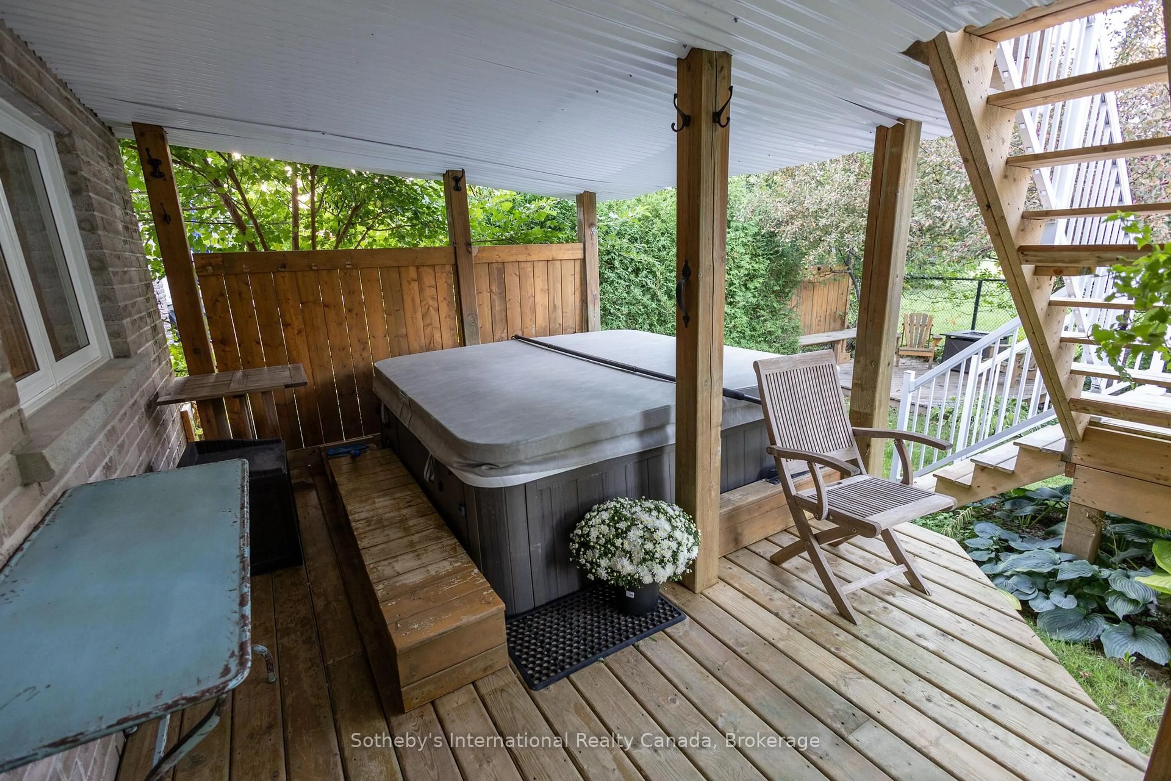 Patio, water/lake/river/ocean view for 17 MAIR MILLS Dr, Collingwood Ontario L9Y 0A7