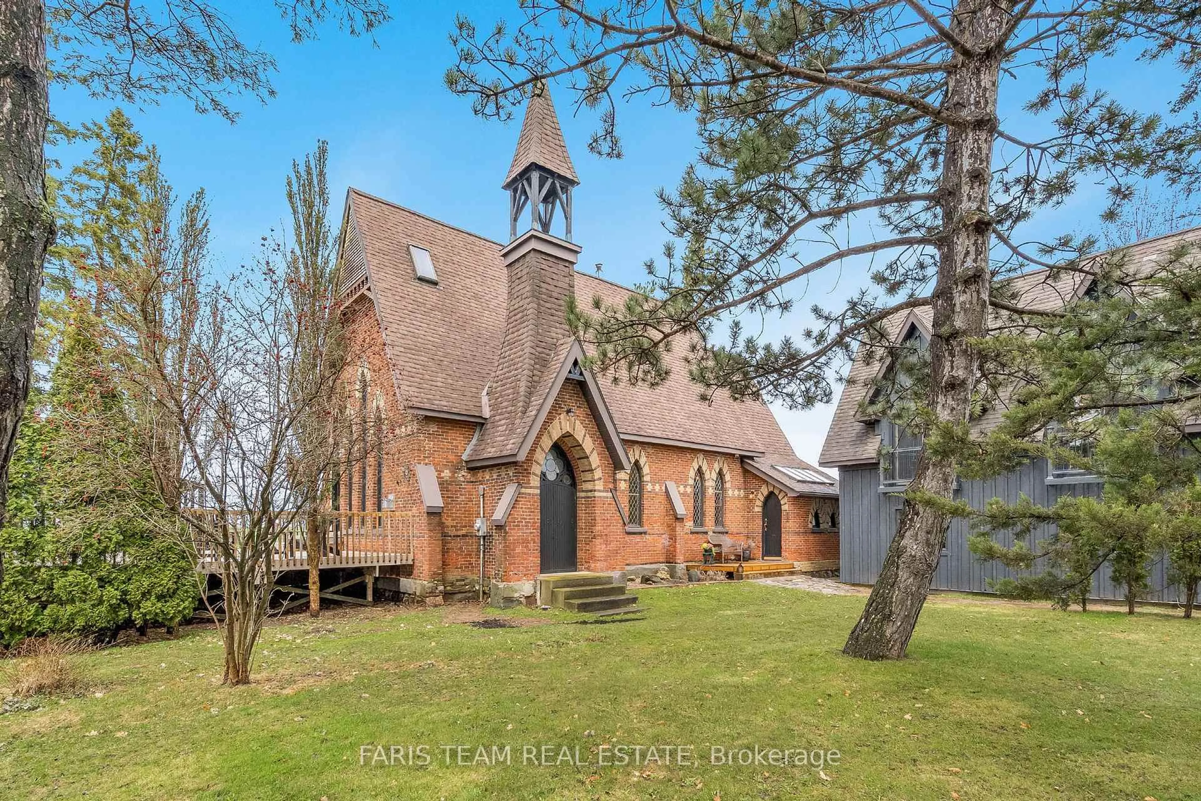 A pic from outside/outdoor area/front of a property/back of a property/a pic from drone, street for 4760 Concession Road 7 Sunnidale N/A, Clearview Ontario L0M 1N0