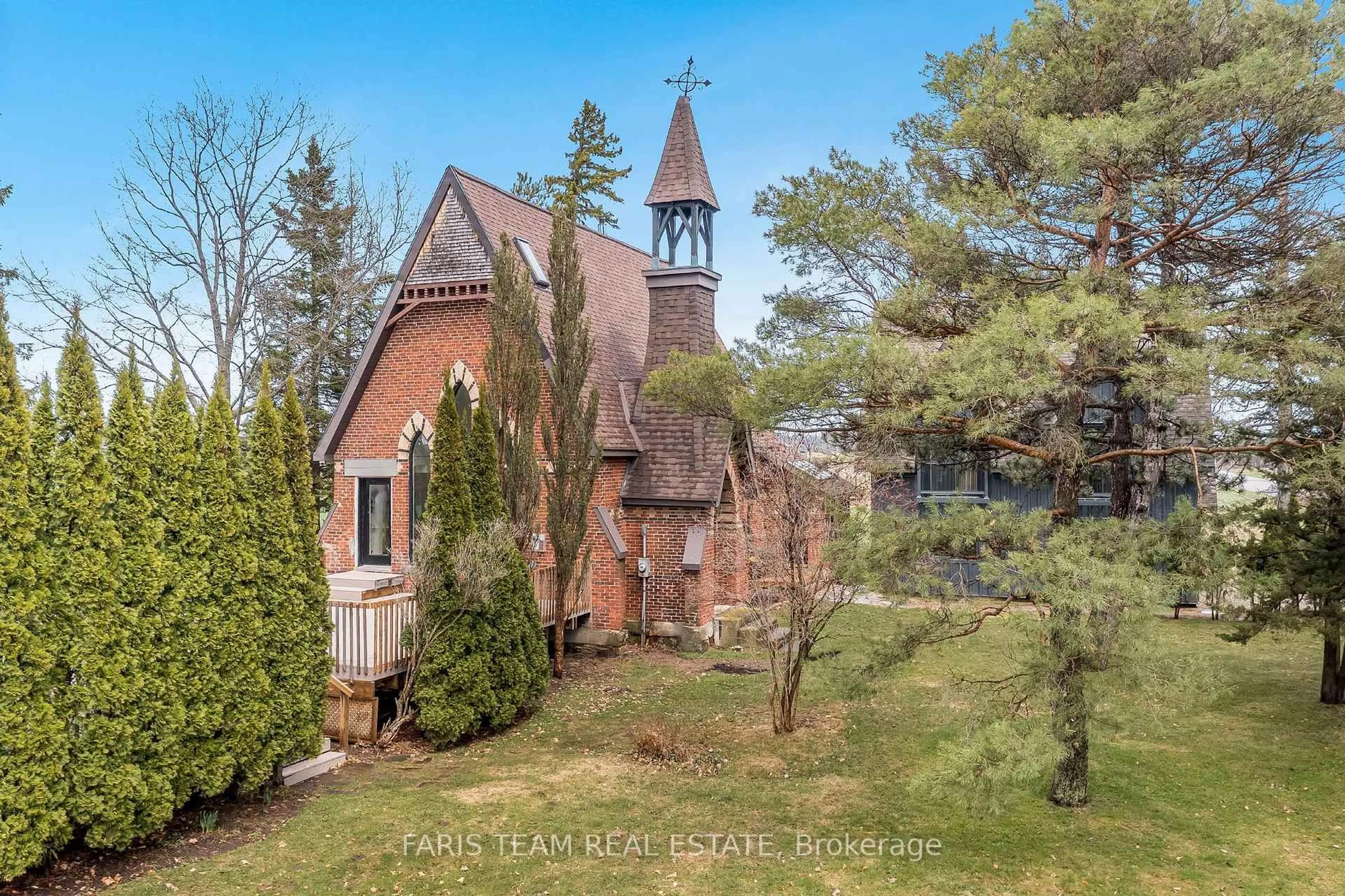A pic from outside/outdoor area/front of a property/back of a property/a pic from drone, building for 4760 Concession Road 7 Sunnidale N/A, Clearview Ontario L0M 1N0