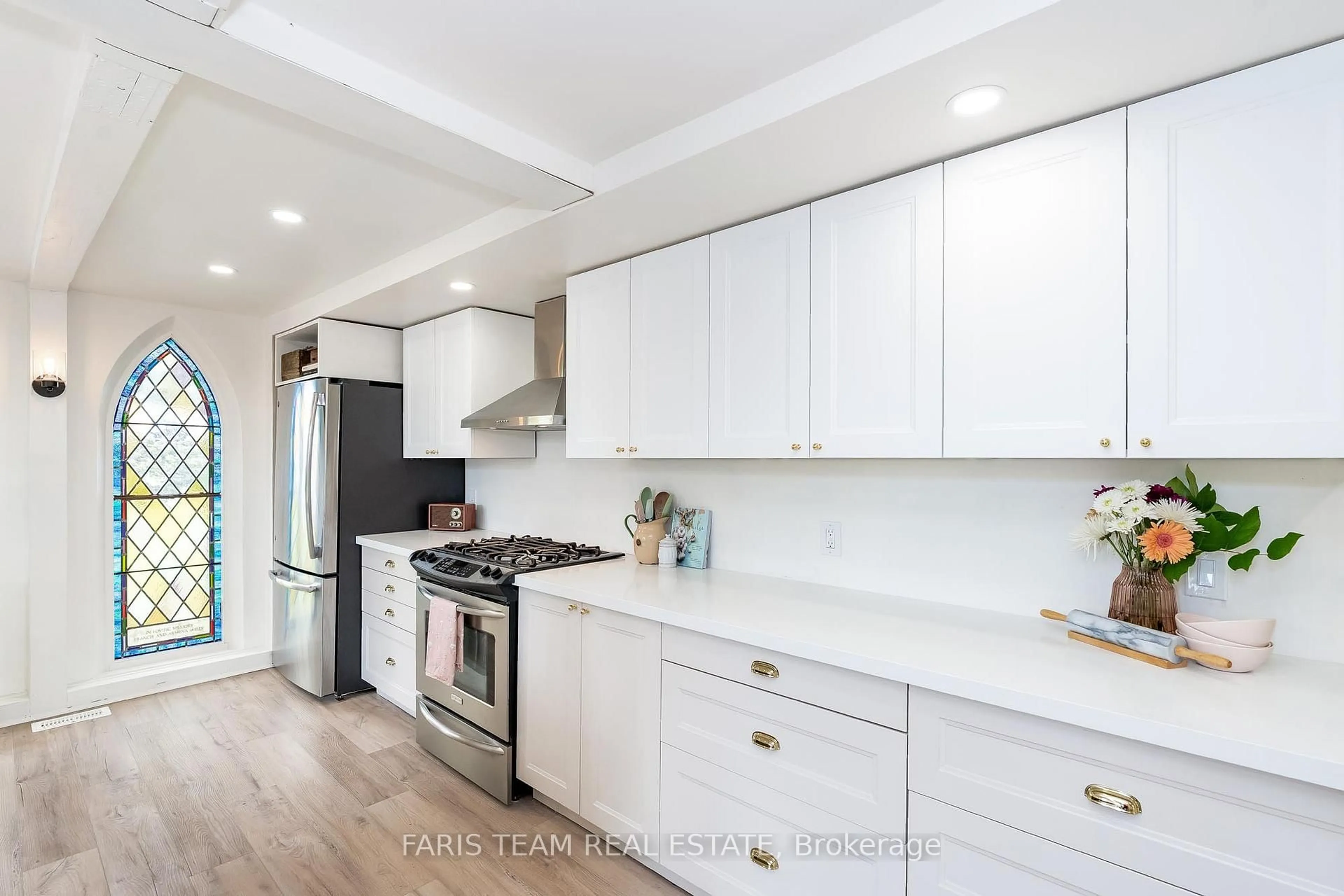 Open concept kitchen, unknown for 4760 Concession Road 7 Sunnidale N/A, Clearview Ontario L0M 1N0
