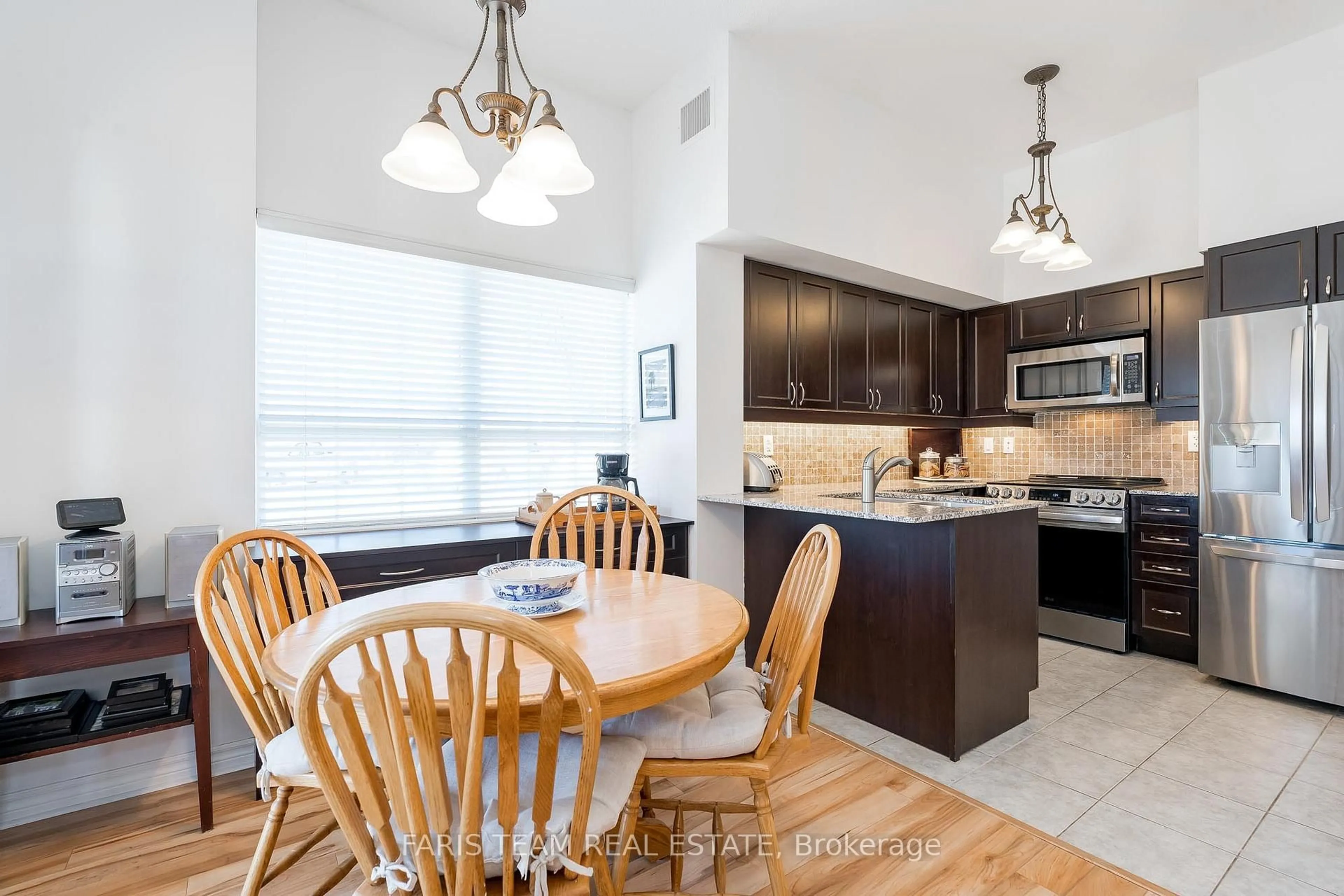 Open concept kitchen, unknown for 354 Atherley Rd #102, Orillia Ontario L3V 0B8