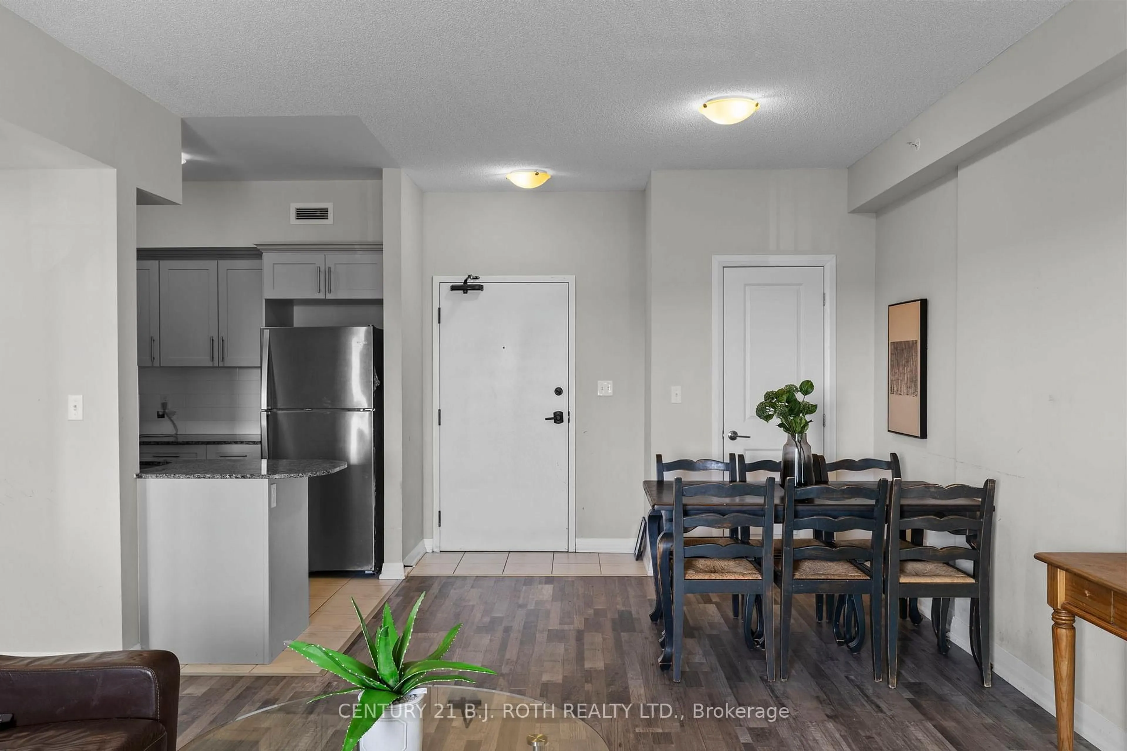 Open concept kitchen, unknown for 54 KODA St #409, Barrie Ontario L9J 0J6