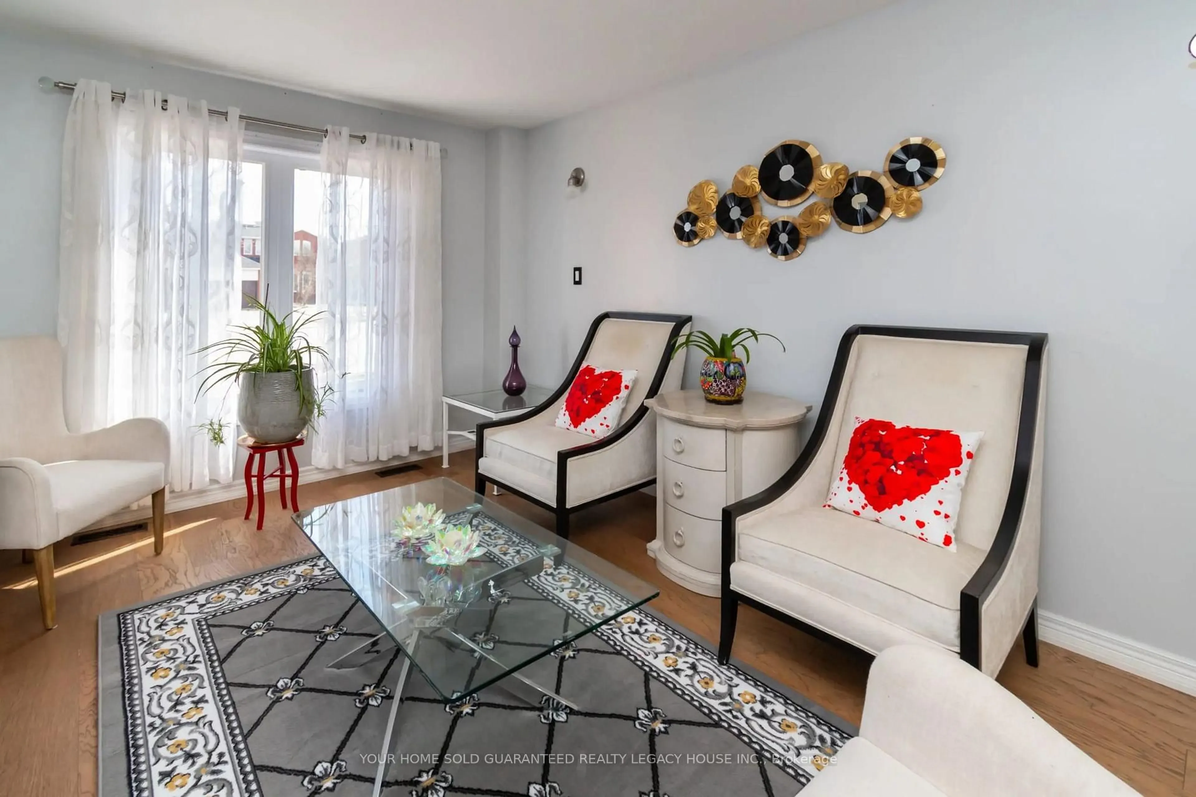 Living room with furniture, unknown for 186 Ferndale Dr, Barrie Ontario L4N 8A1