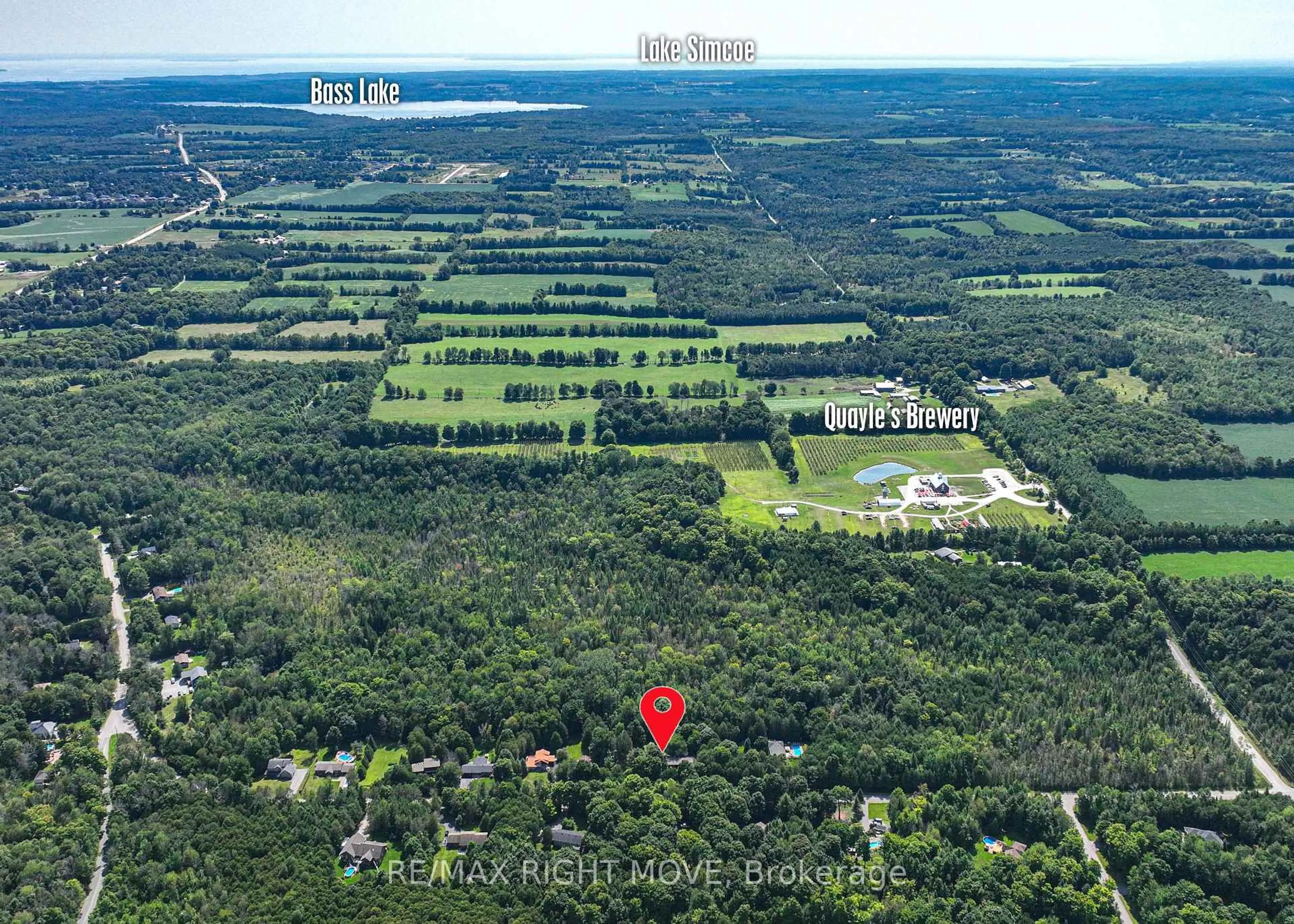 A pic from outside/outdoor area/front of a property/back of a property/a pic from drone, forest/trees view for 1613 Mt. St. Louis Rd, Oro-Medonte Ontario L0K 1E0