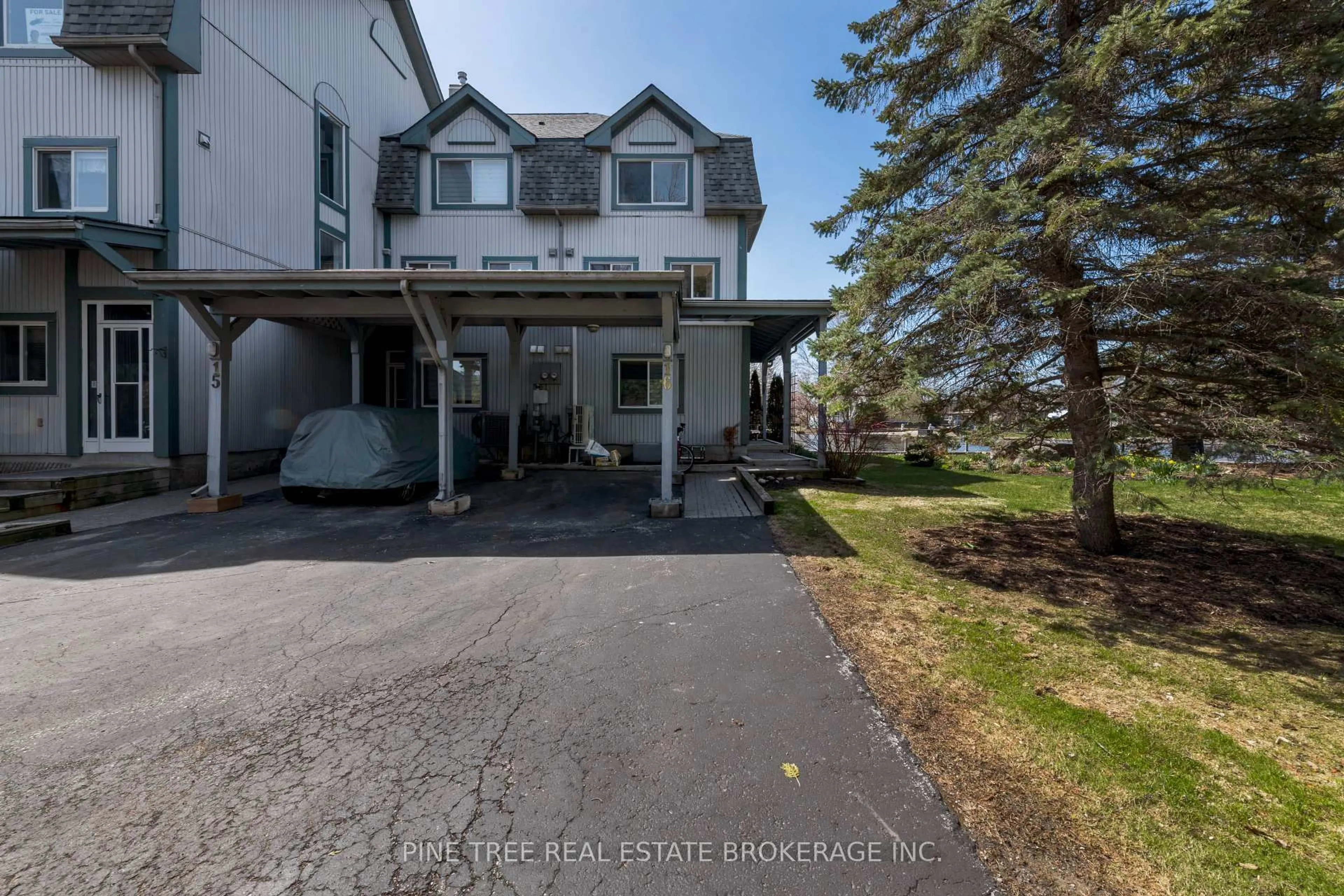 A pic from outside/outdoor area/front of a property/back of a property/a pic from drone, street for 30 Laguna Pkwy #16, Ramara Ontario L0K 1B0