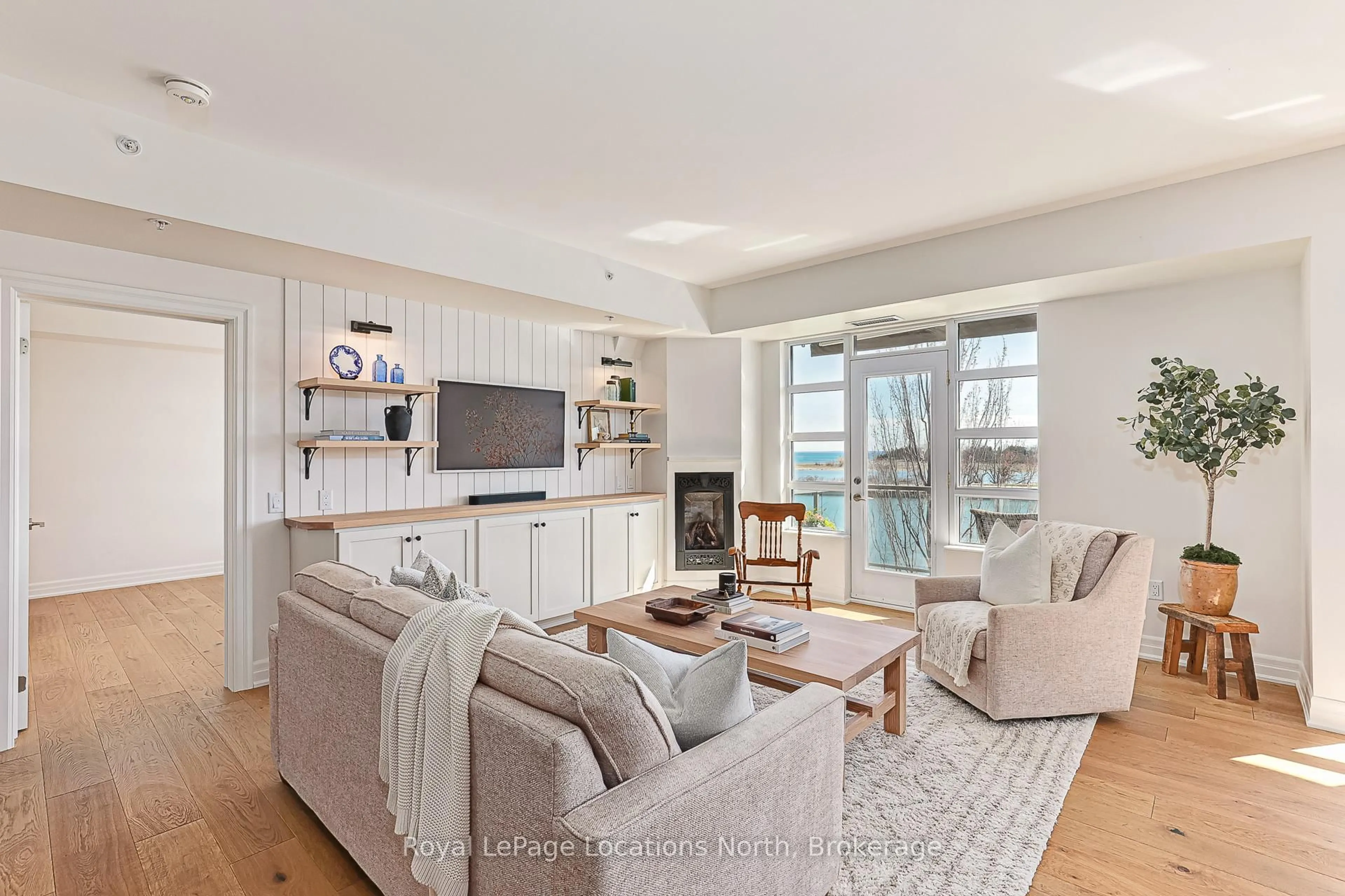 Living room with furniture, unknown for 1 Shipyard Lane #310, Collingwood Ontario L9Y 0W2