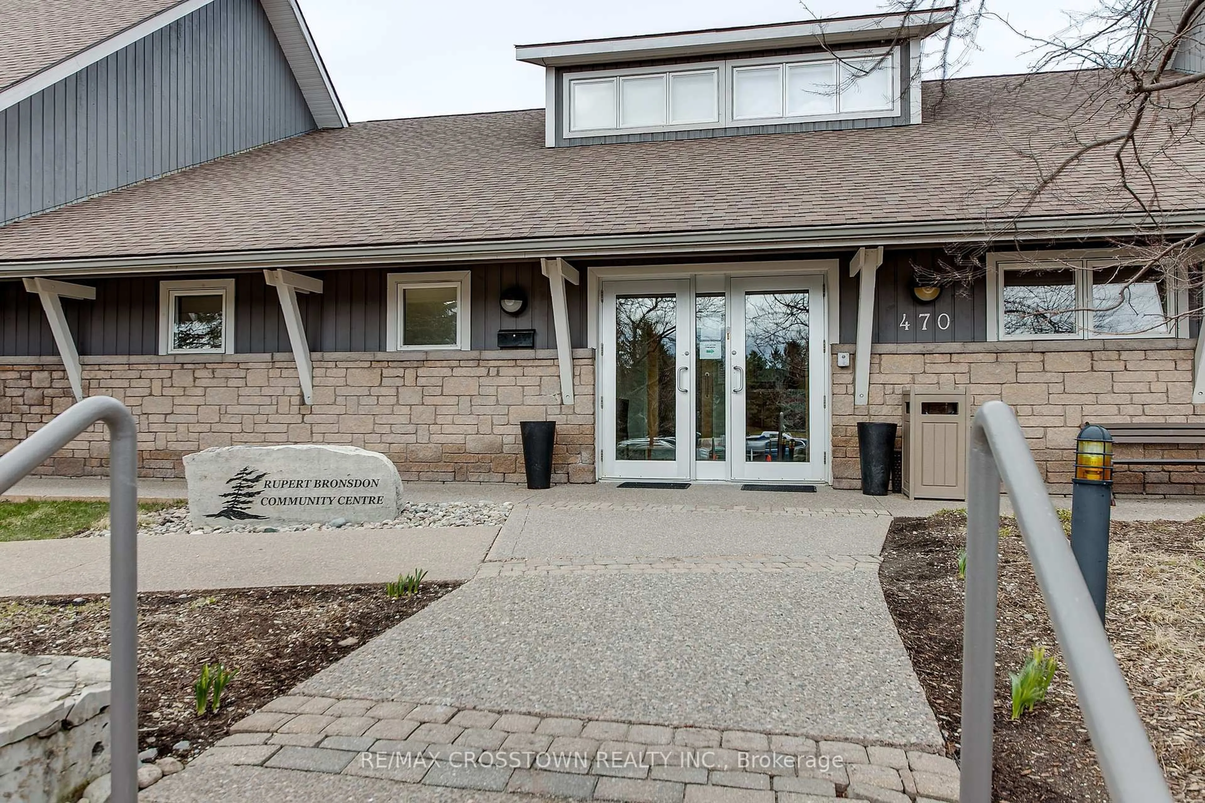 Unknown for 297 Mariners Way #10, Collingwood Ontario L9Y 5C7