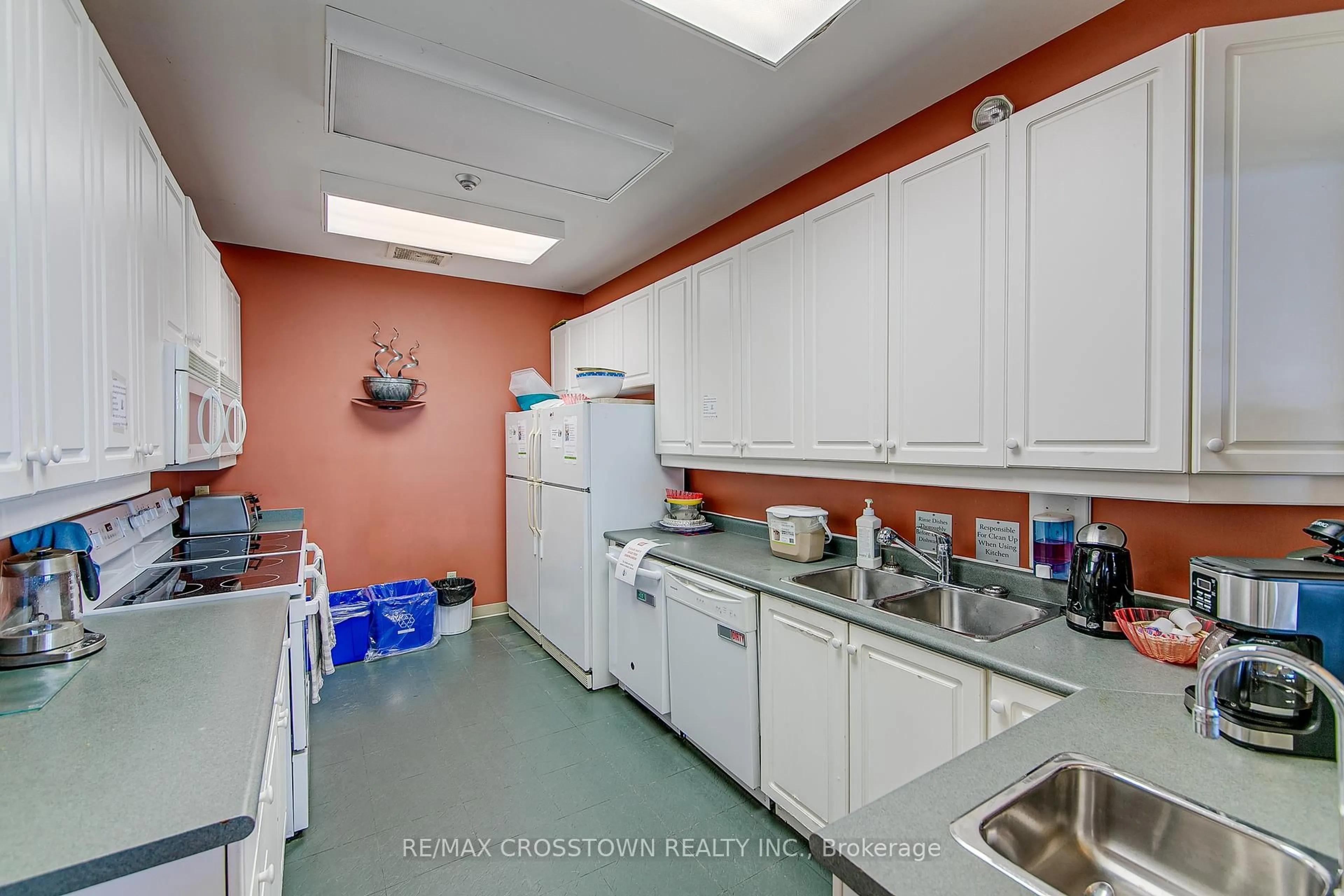 Unknown for 297 Mariners Way #10, Collingwood Ontario L9Y 5C7
