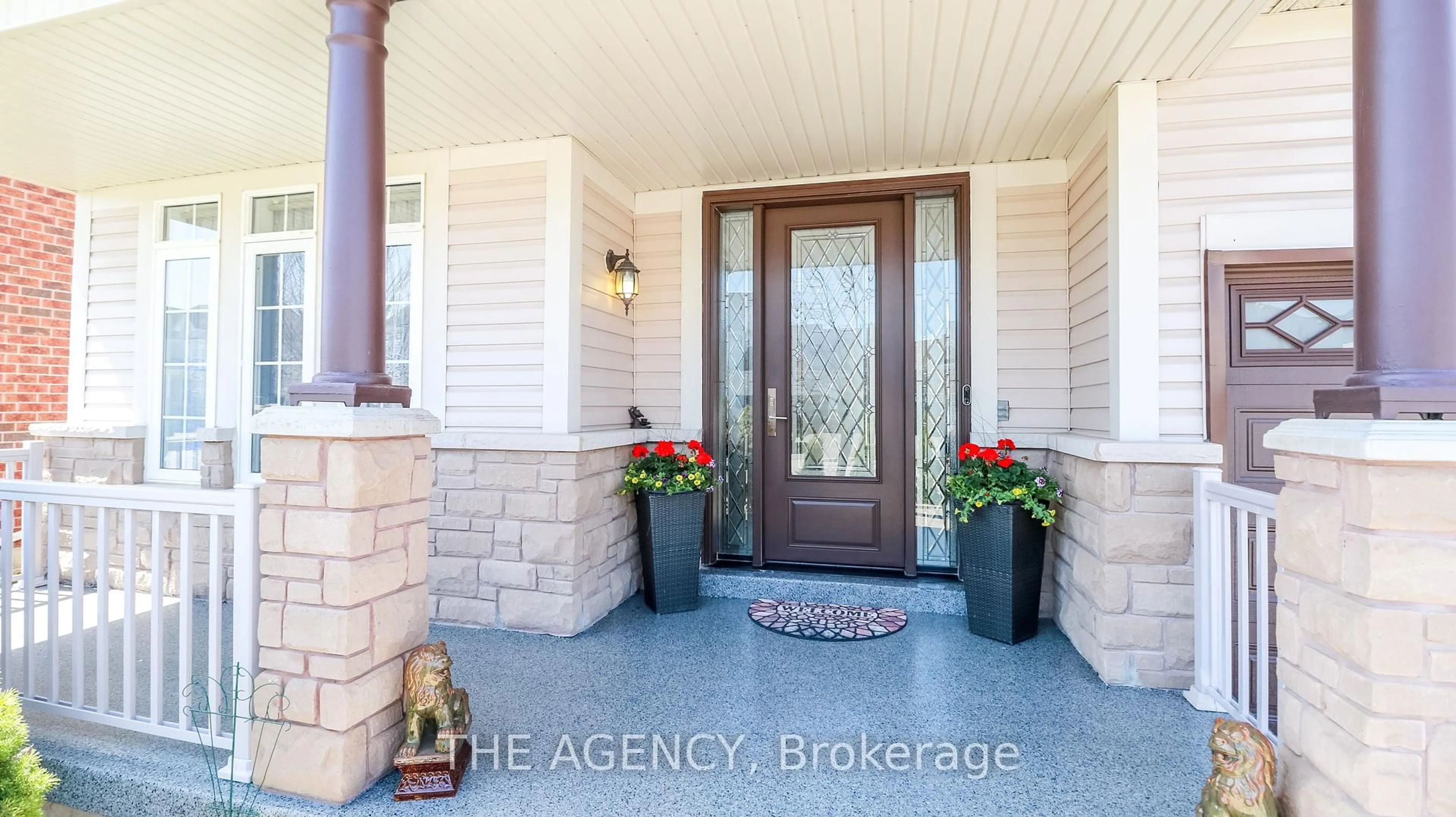 Indoor entryway for 26 Regalia Way, Barrie Ontario L4M 7H7