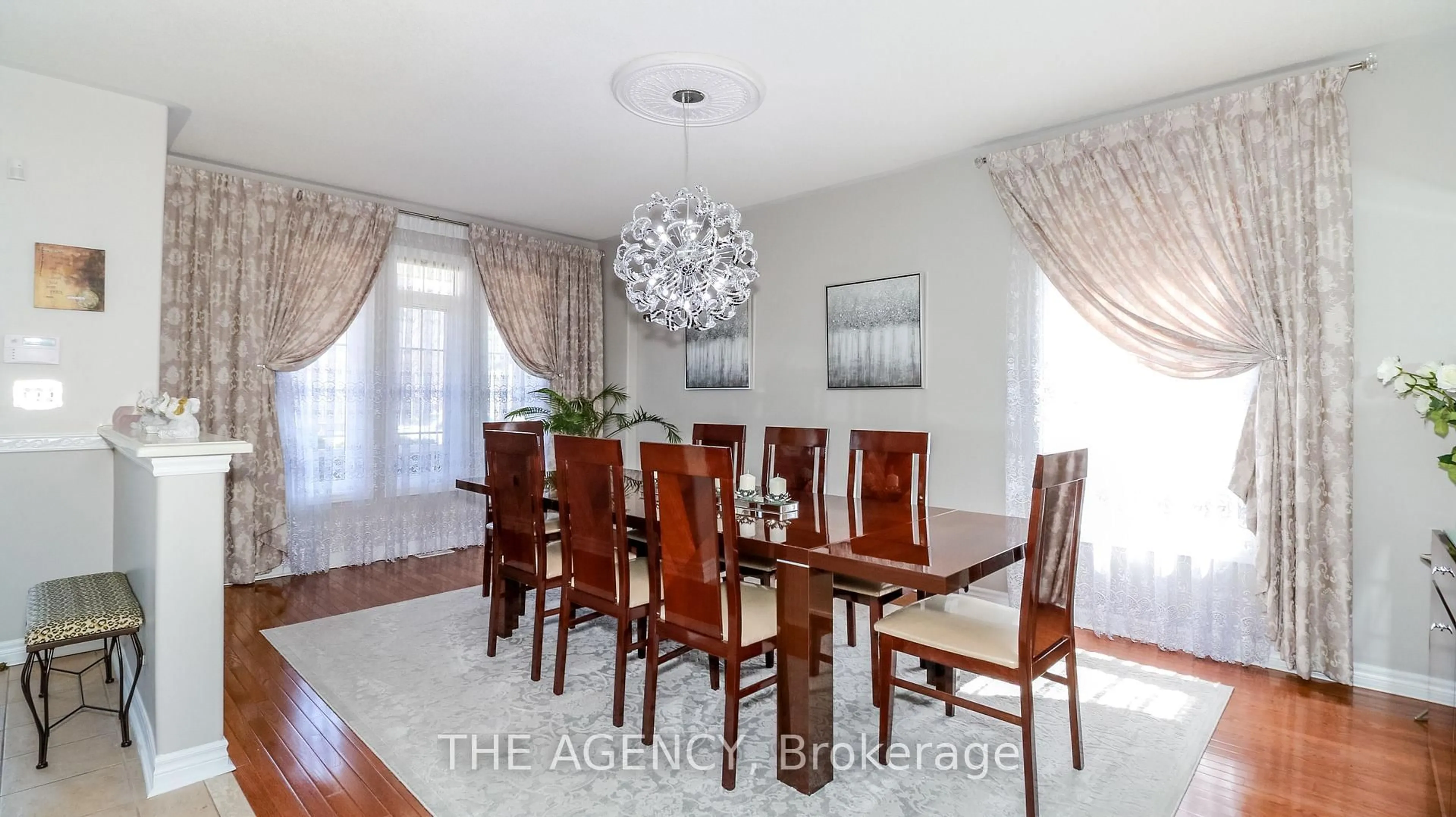 Dining room, unknown for 26 Regalia Way, Barrie Ontario L4M 7H7