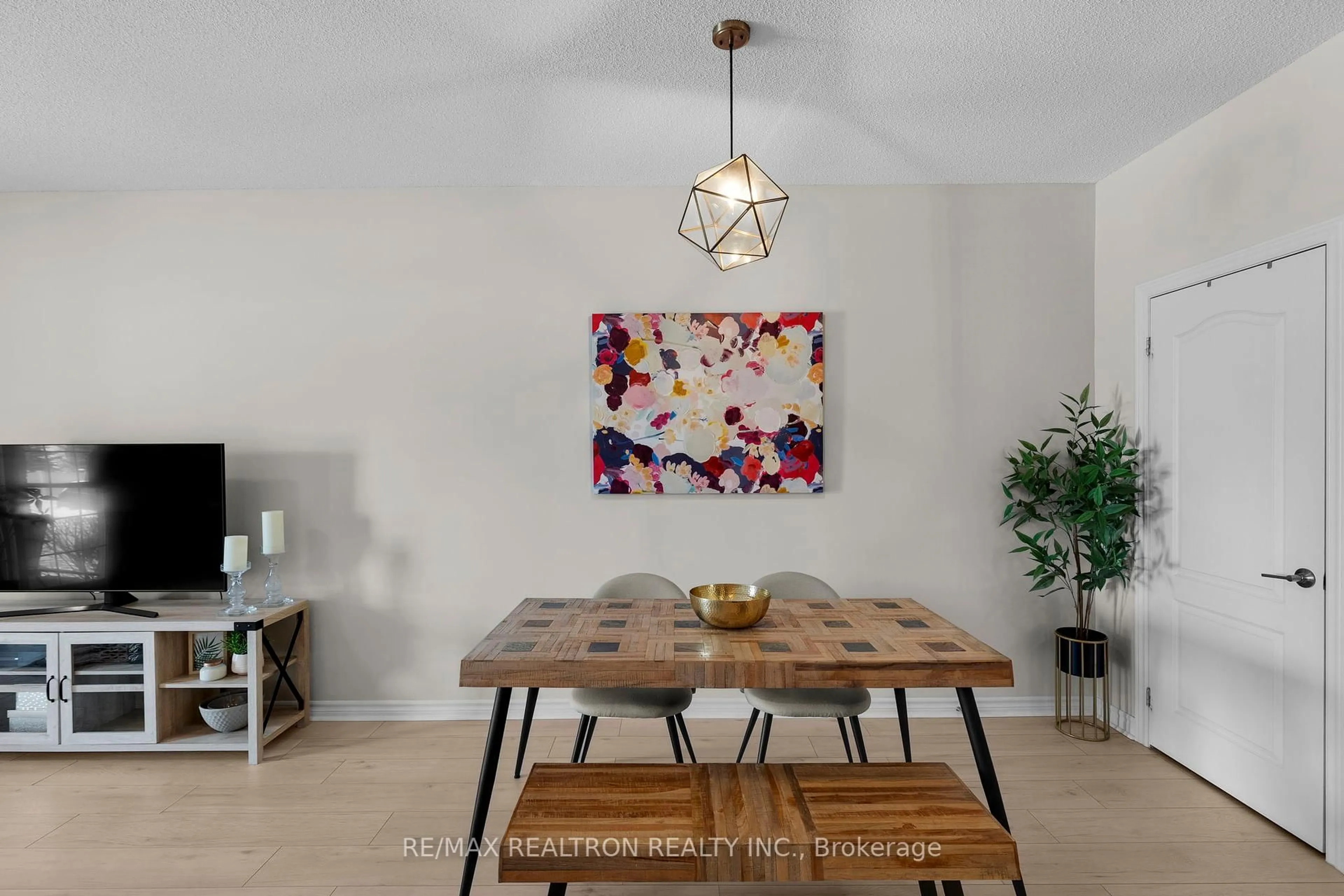 Dining room, unknown for 45 Ferndale Dr #107, Barrie Ontario L4N 5W7