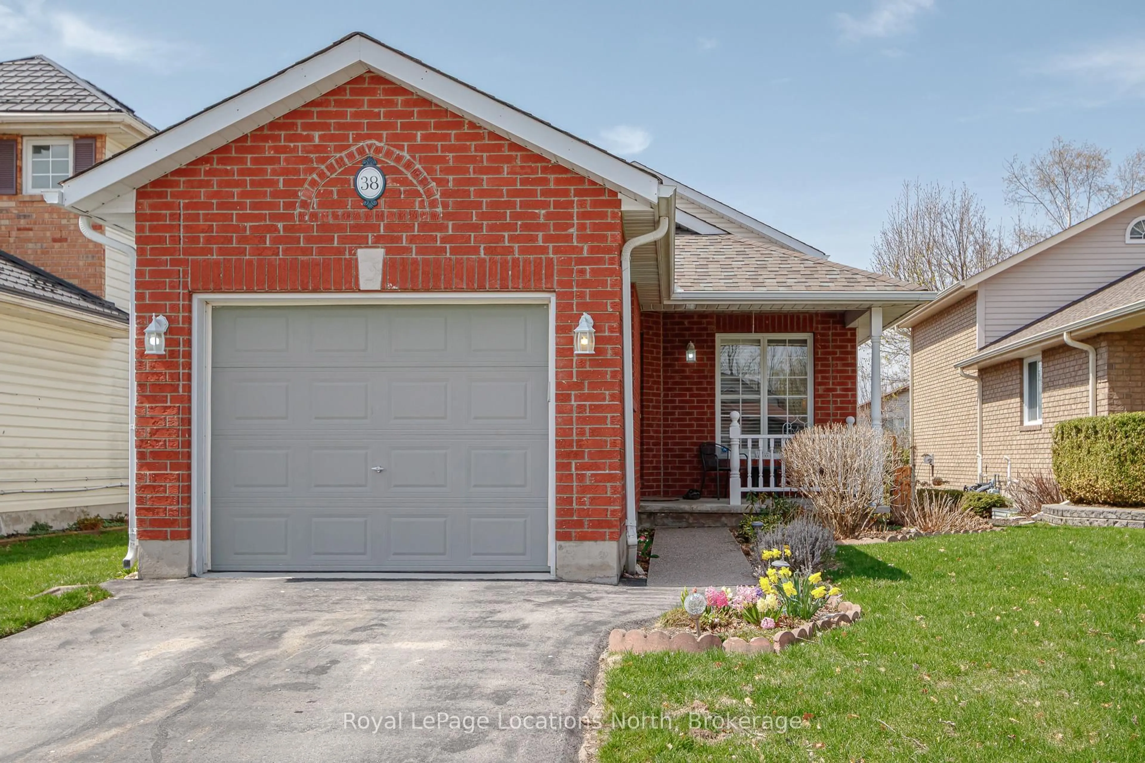 Home with brick exterior material, street for 38 Bush St, Collingwood Ontario L9Y 4T1