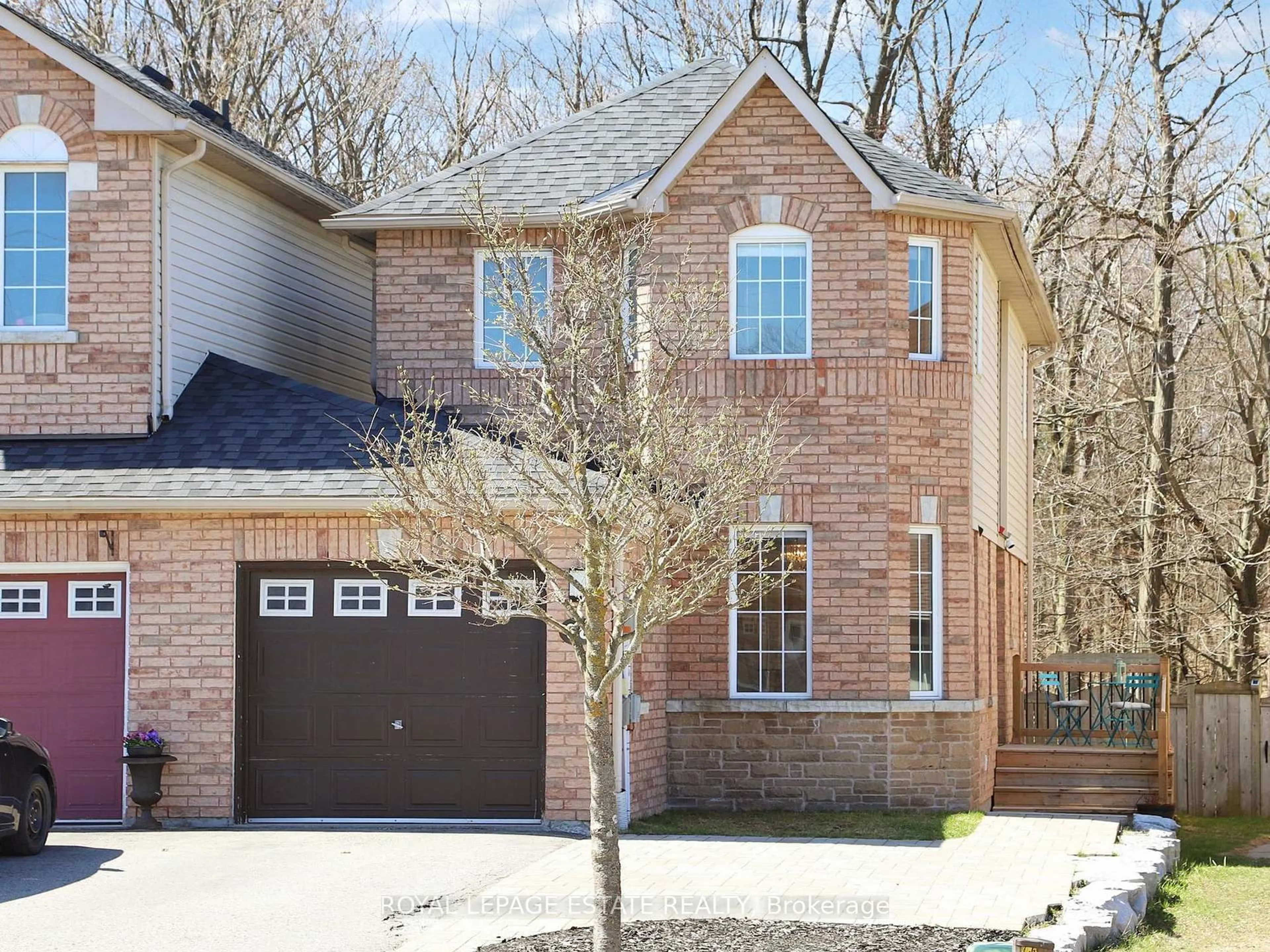 Home with brick exterior material, street for 98 Hawthorne Cres, Barrie Ontario L4N 9Y9