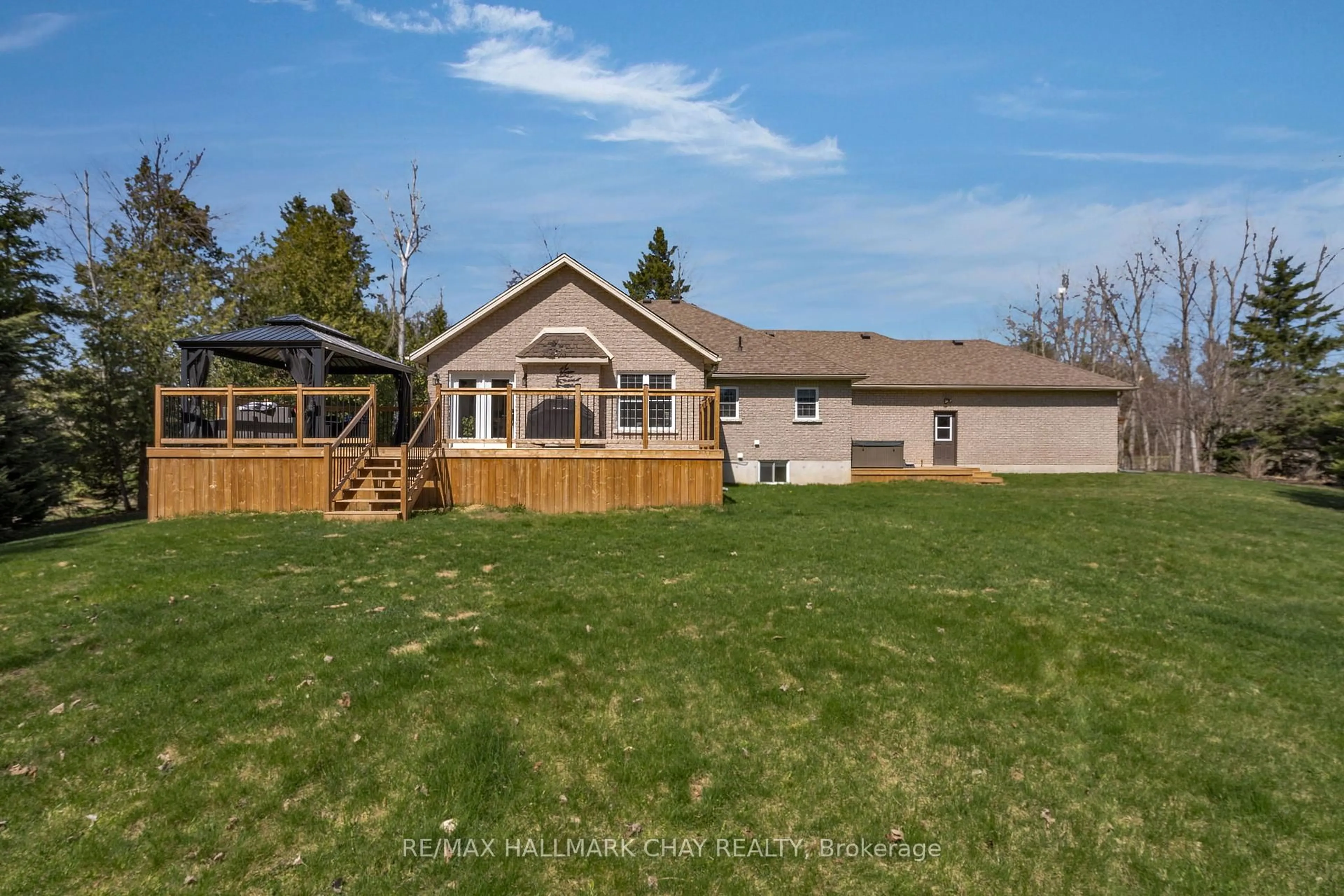 A pic from outside/outdoor area/front of a property/back of a property/a pic from drone, water/lake/river/ocean view for 12 Martinbrook Cres, Oro-Medonte Ontario L0L 2L0