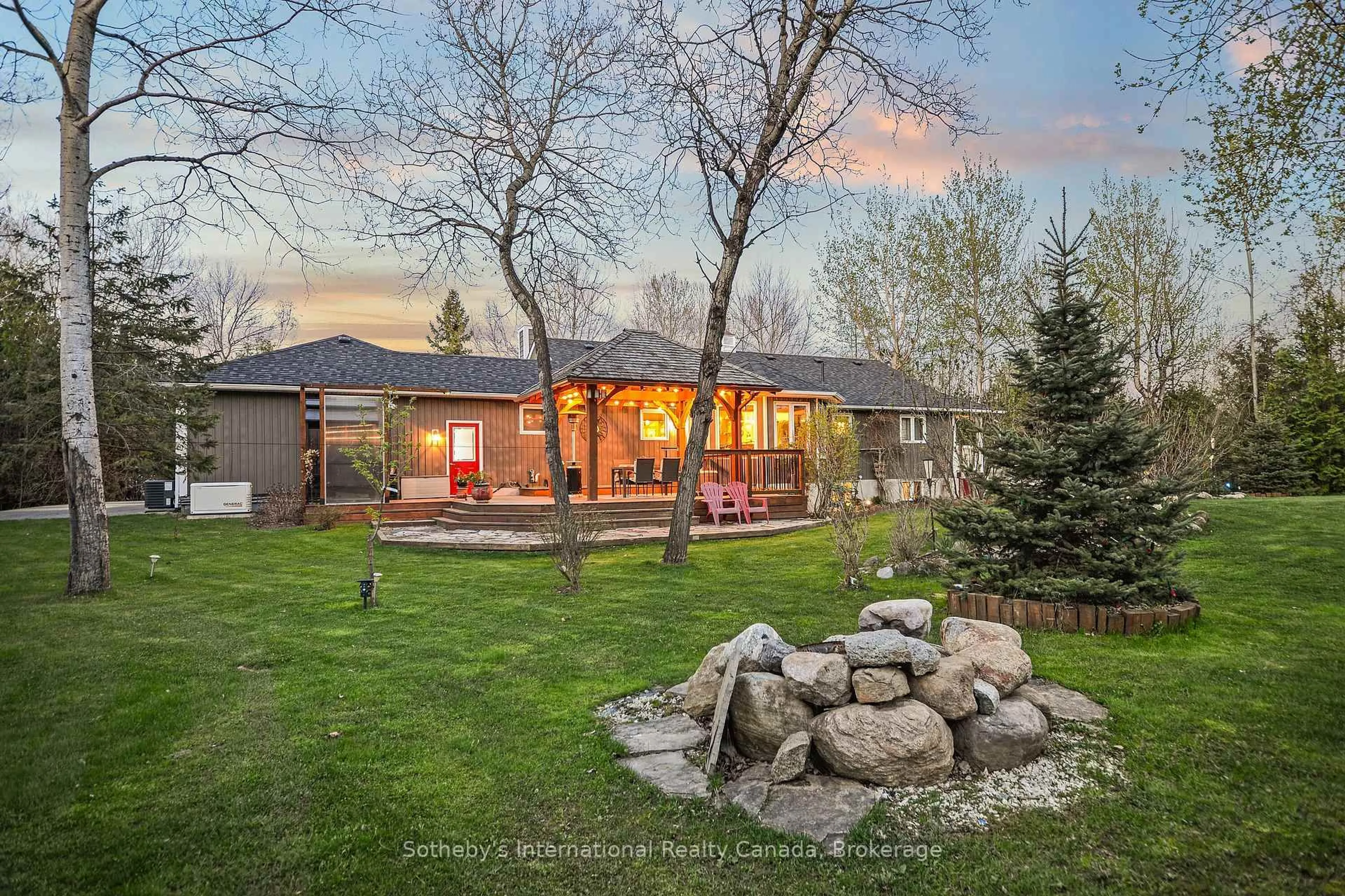 Unknown for 134 GLENLAKE Blvd, Collingwood Ontario L9Y 0X2