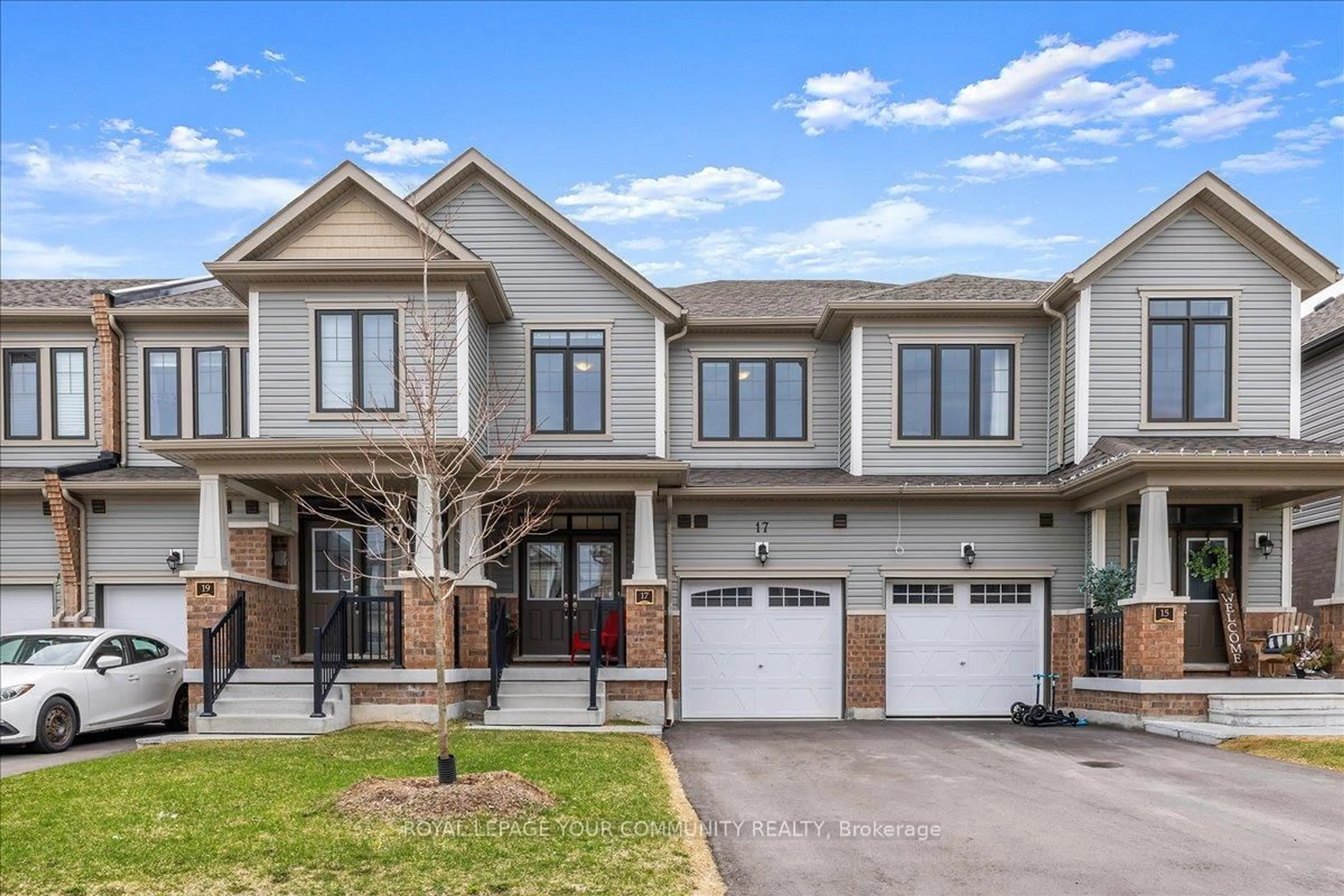 Home with brick exterior material, street for 17 Bannister Rd, Barrie Ontario L9J 0L5