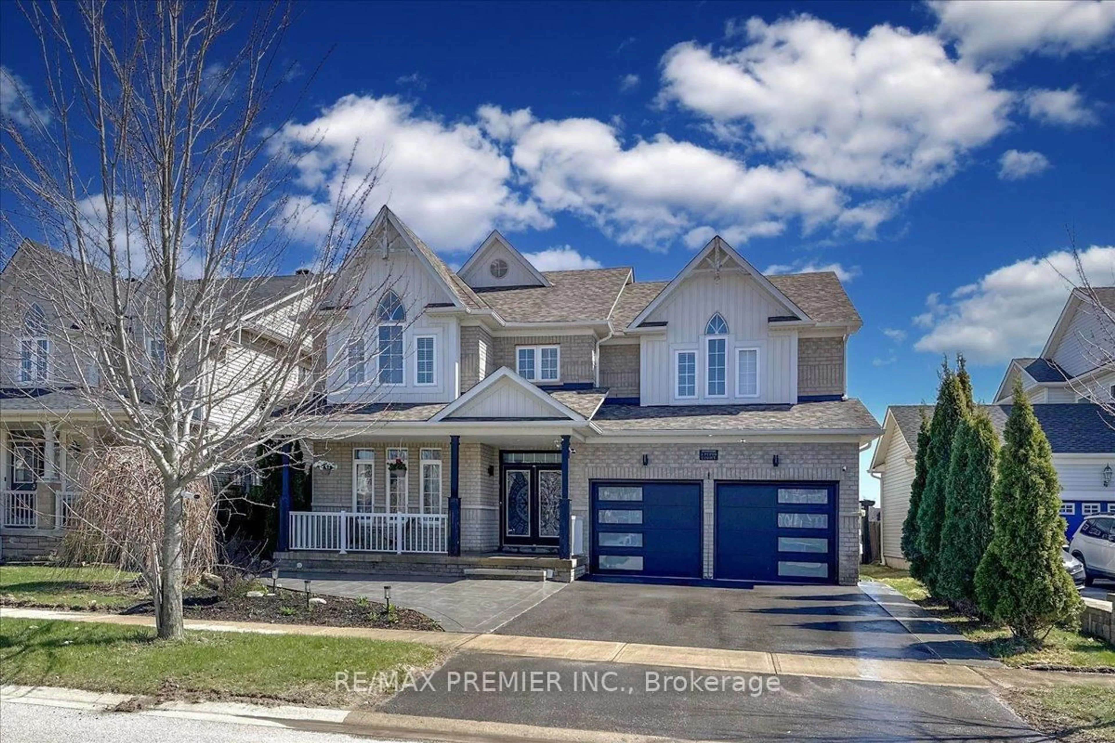 Home with brick exterior material, street for 3 Pepin Crt, Barrie Ontario L4M 7J4