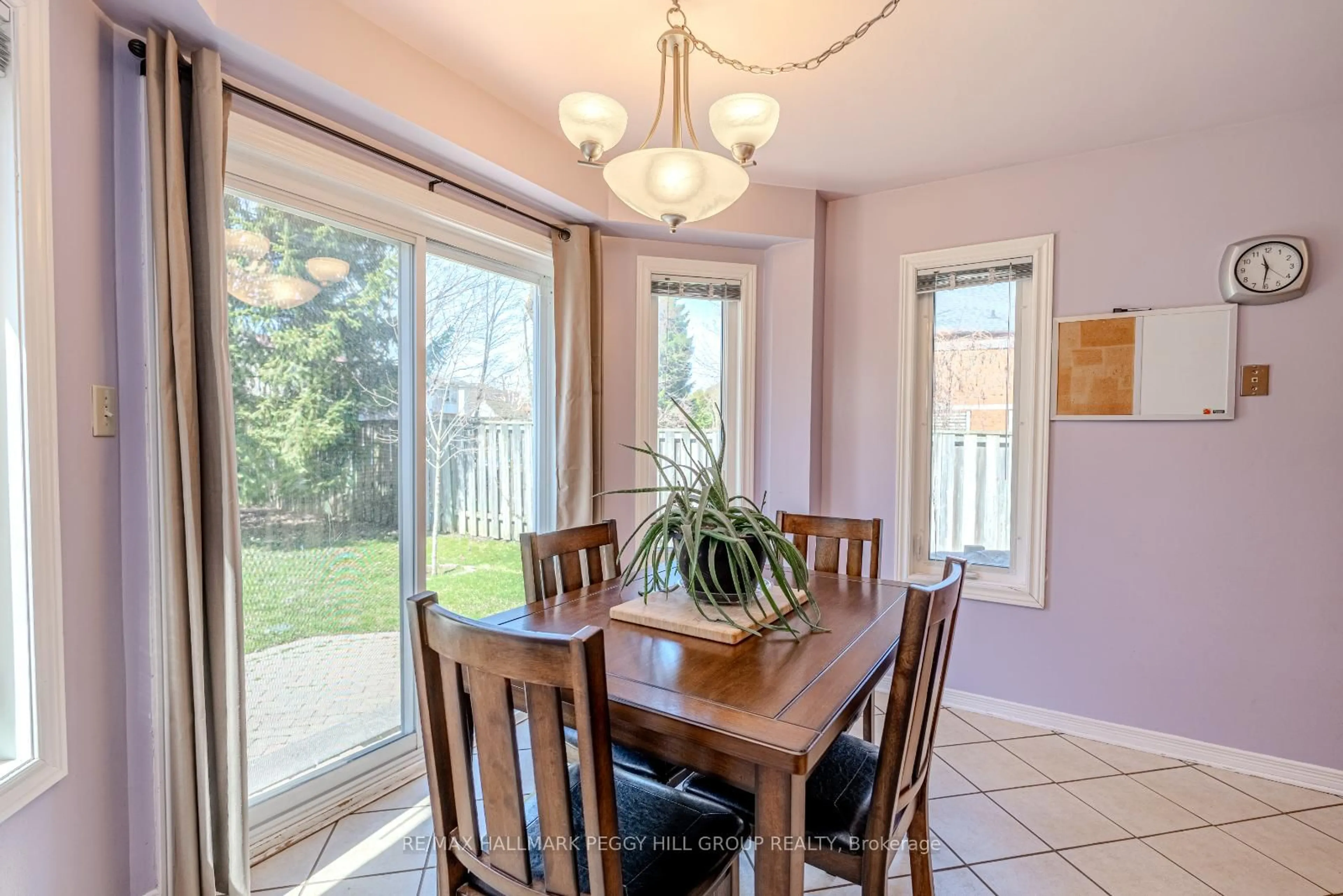 Dining room, unknown for 36 Ford St, Barrie Ontario L4N 7J4