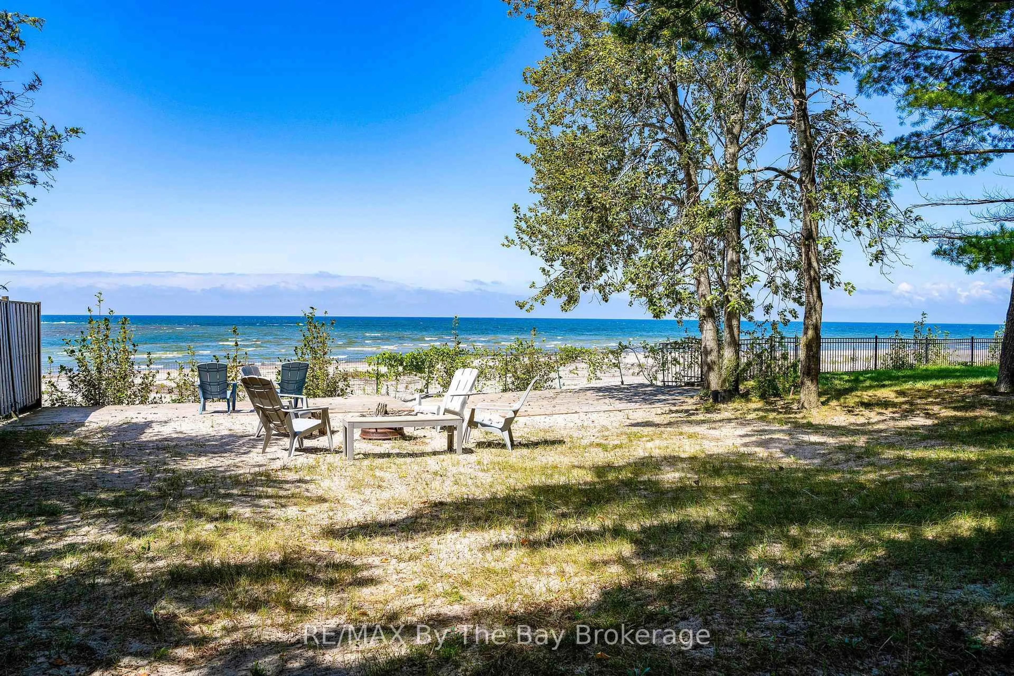 Patio, water/lake/river/ocean view for 156 Santos Lane, Wasaga Beach Ontario L9Z 2M1