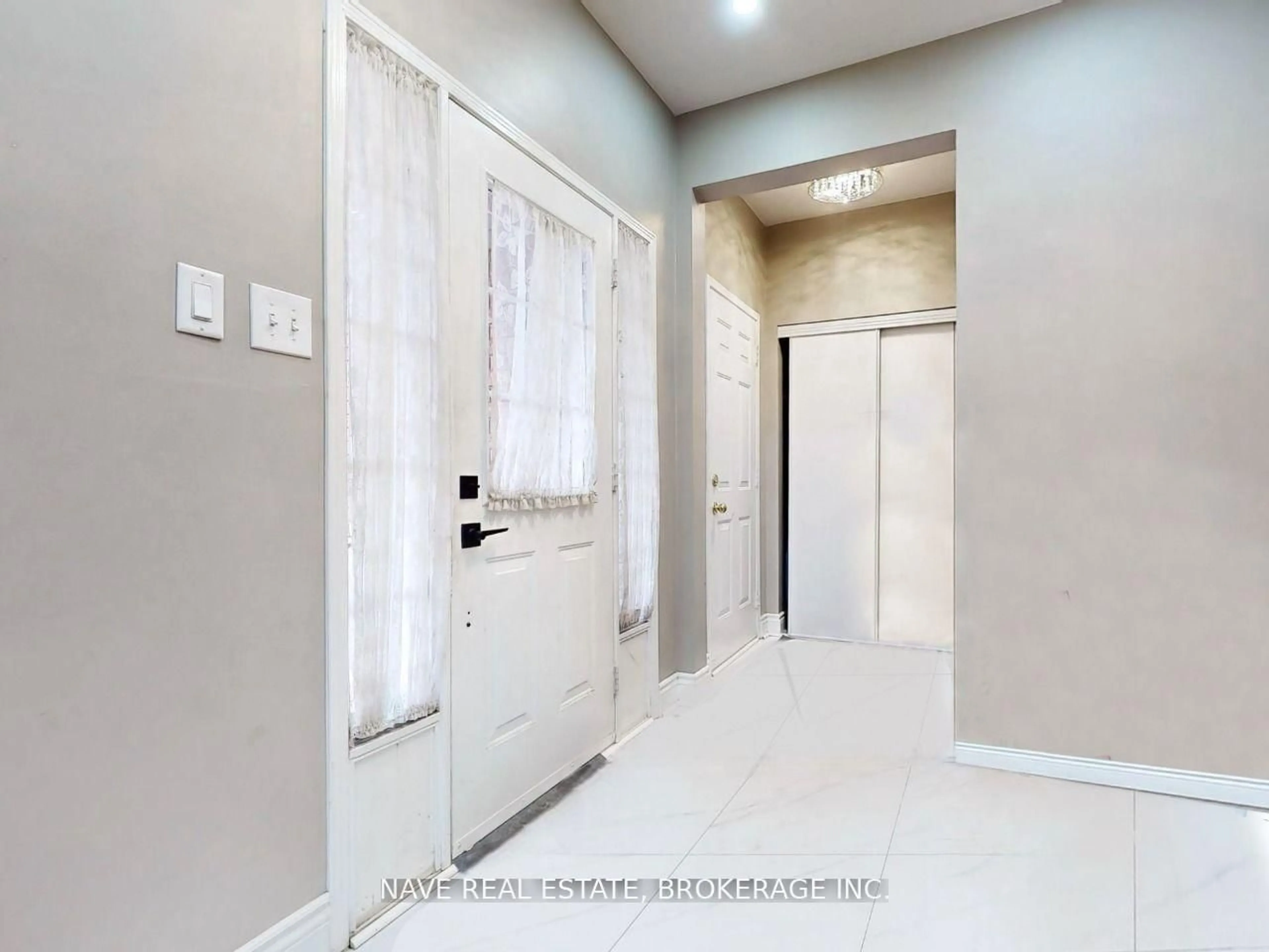 Unknown for 53 Brighton Rd, Barrie Ontario L4M 6S4