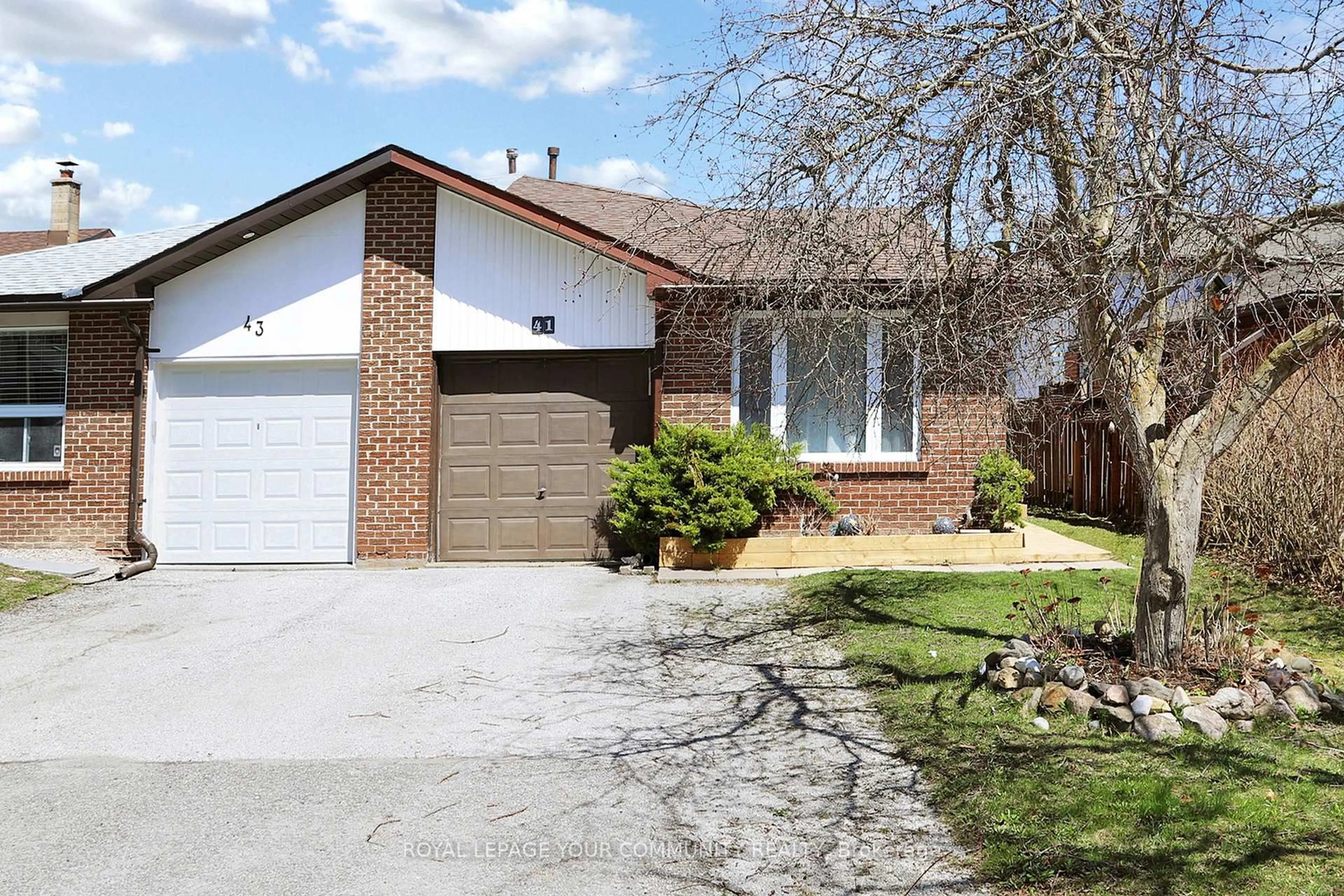 Home with brick exterior material, street for 41 Maplehurst Cres, Barrie Ontario L4M 4X1