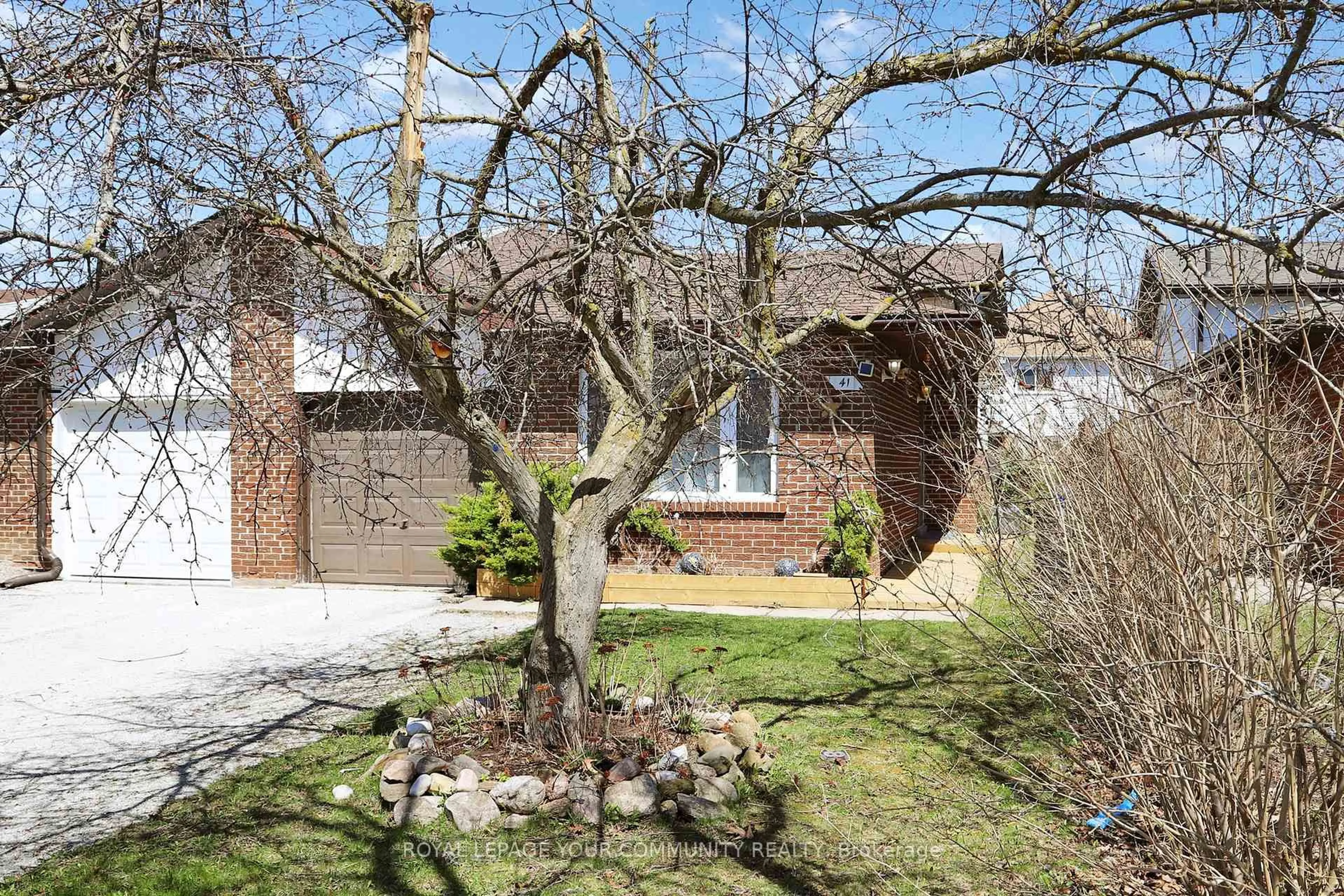 Unknown for 41 Maplehurst Cres, Barrie Ontario L4M 4X1
