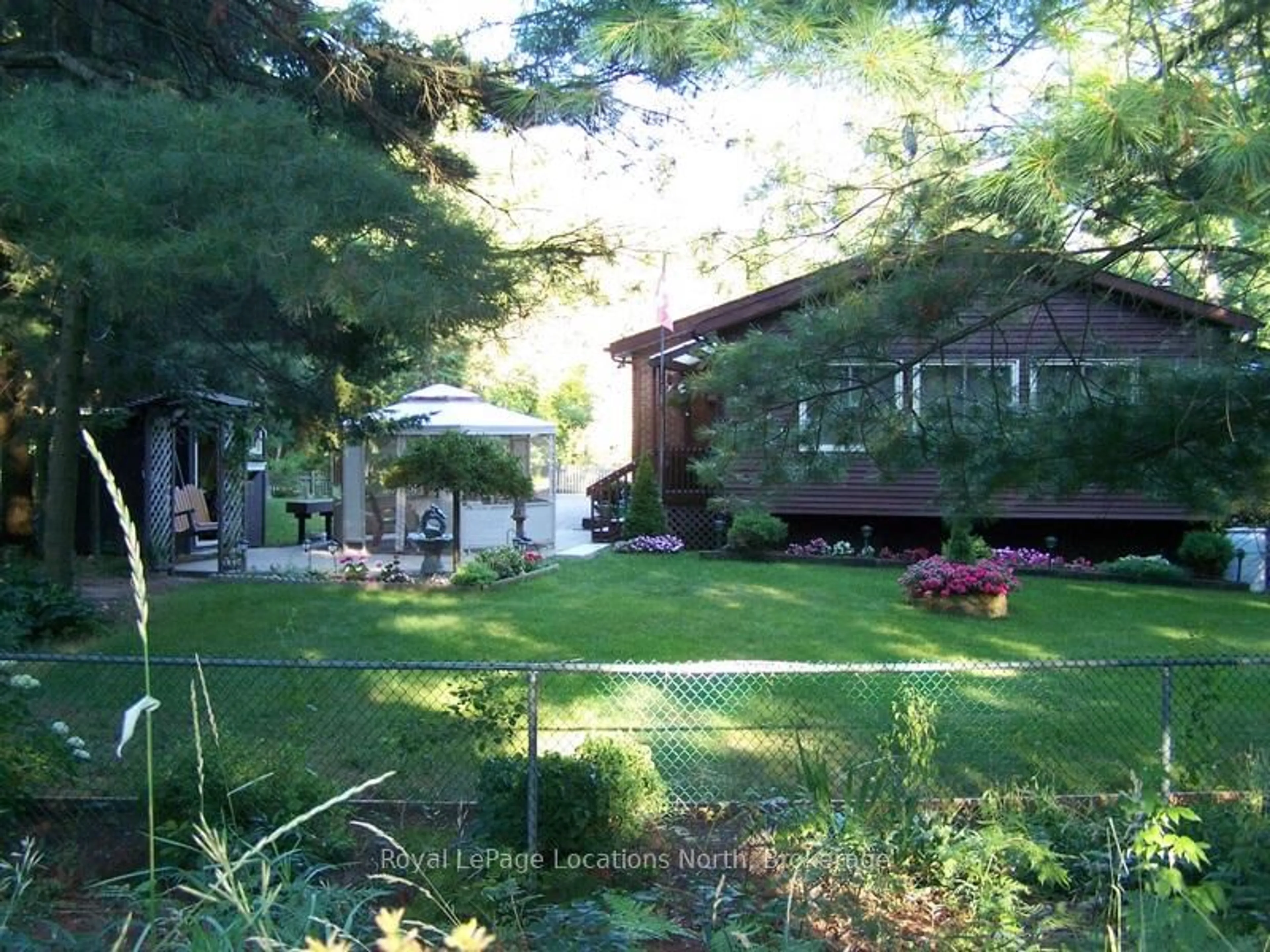 Patio, forest/trees view for 8 Ronald Ave, Tiny Ontario L0L 1P1